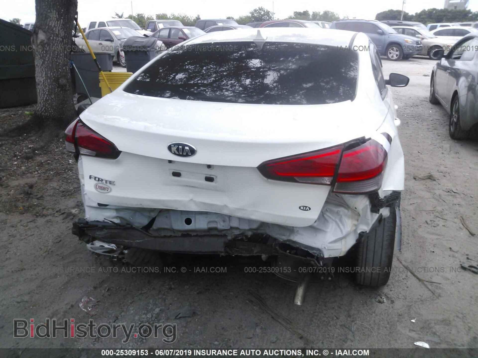 2017 KIA FORTE - VIN: 3KPFK4A74HE030631 - Фото 6