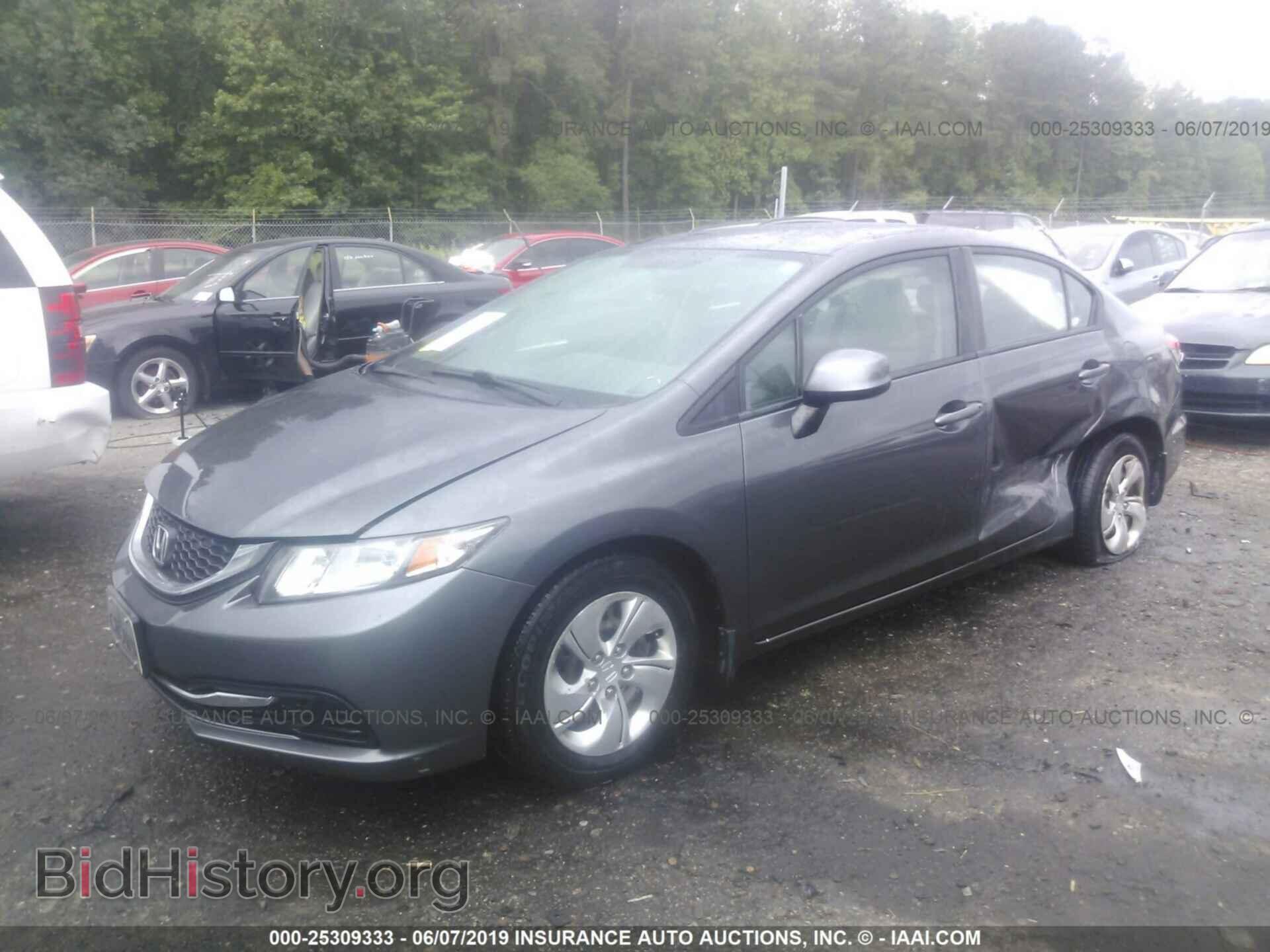 2013 HONDA CIVIC - VIN: 2HGFB2F51DH570224 - Фото 2