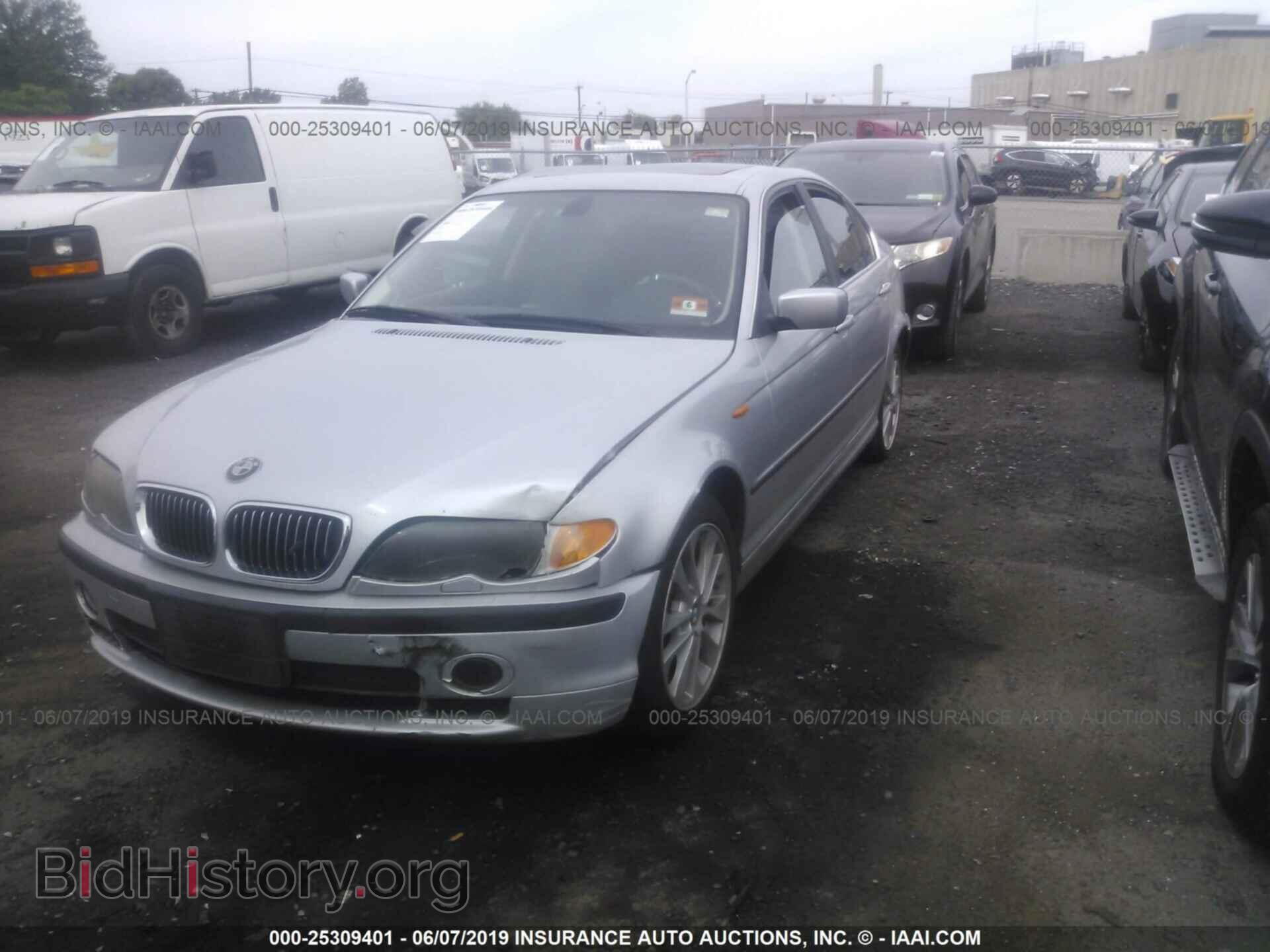 2003 BMW 330 - VIN: WBAEW534X3PN30811 - Фото 2