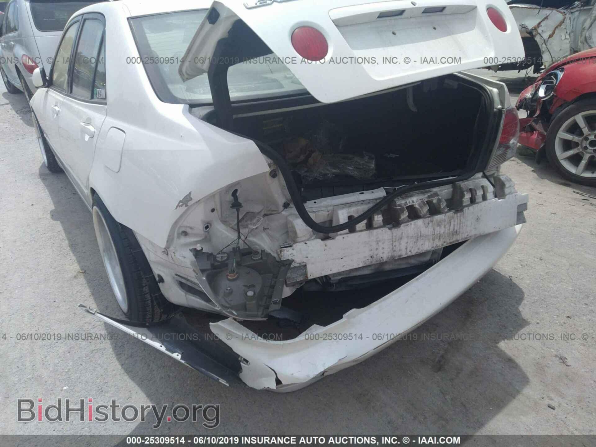 2001 LEXUS IS - VIN: JTHBD182610001131 - Photo 6