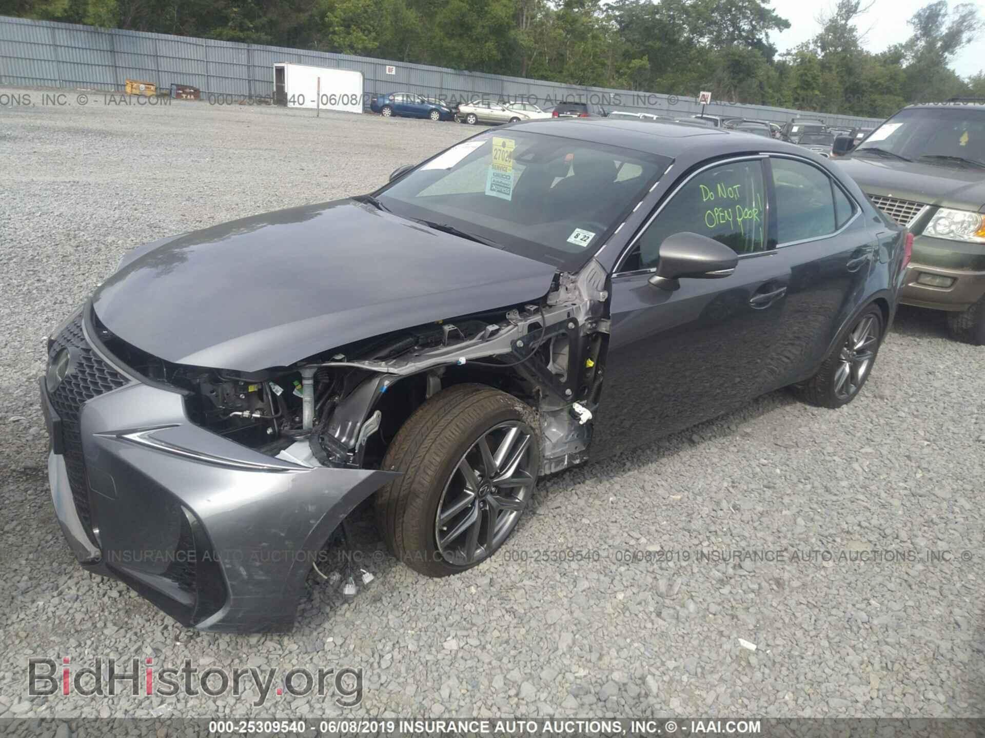 2017 LEXUS IS - VIN: JTHCM1D28H5023624 - Фото 2