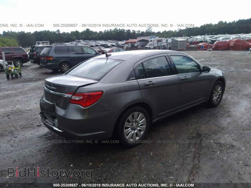 2012 Chrysler 200 (VIN 1C3CCBAB8CN222989) — photo 4 of 10