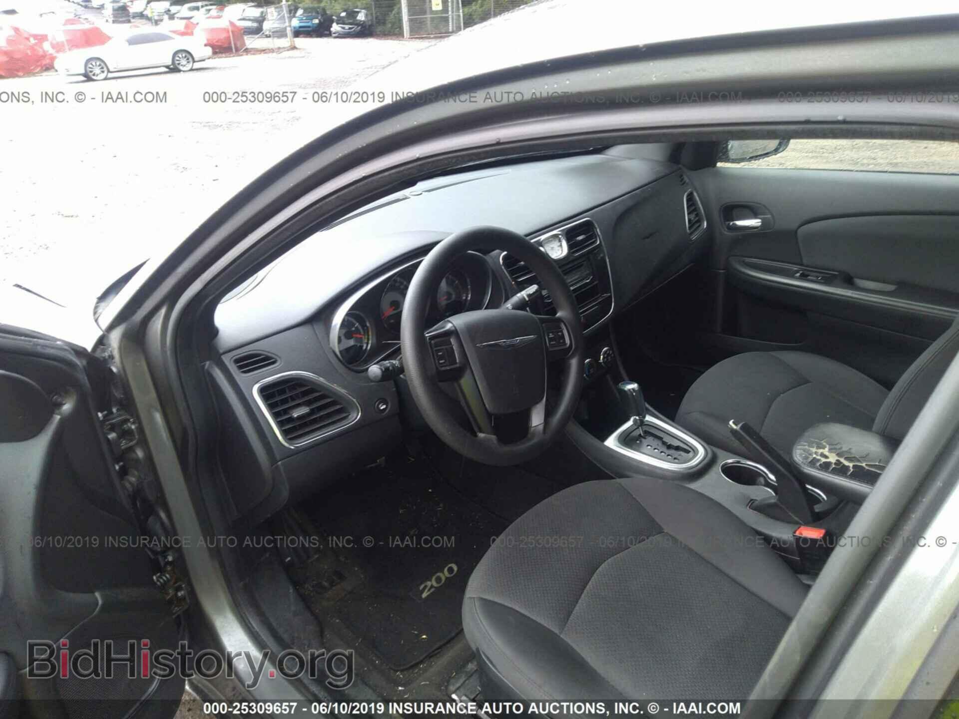 2012 CHRYSLER 200 - VIN: 1C3CCBAB8CN222989 - Фото 5