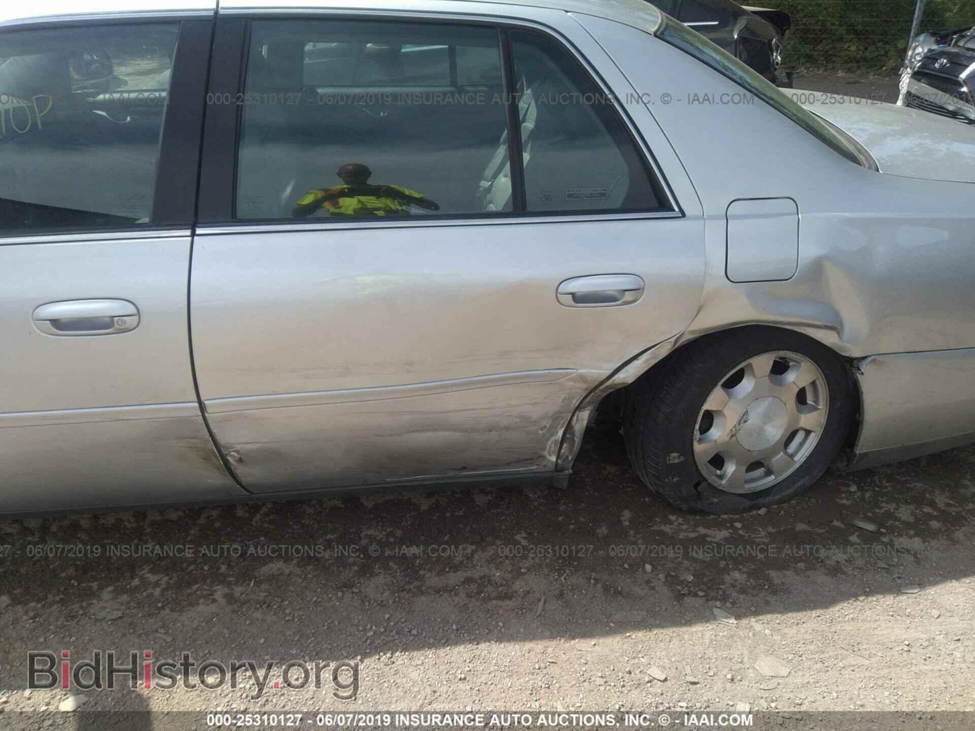 2001 CADILLAC DEVILLE - VIN: 1G6KD54Y41U239798 - Фото 6