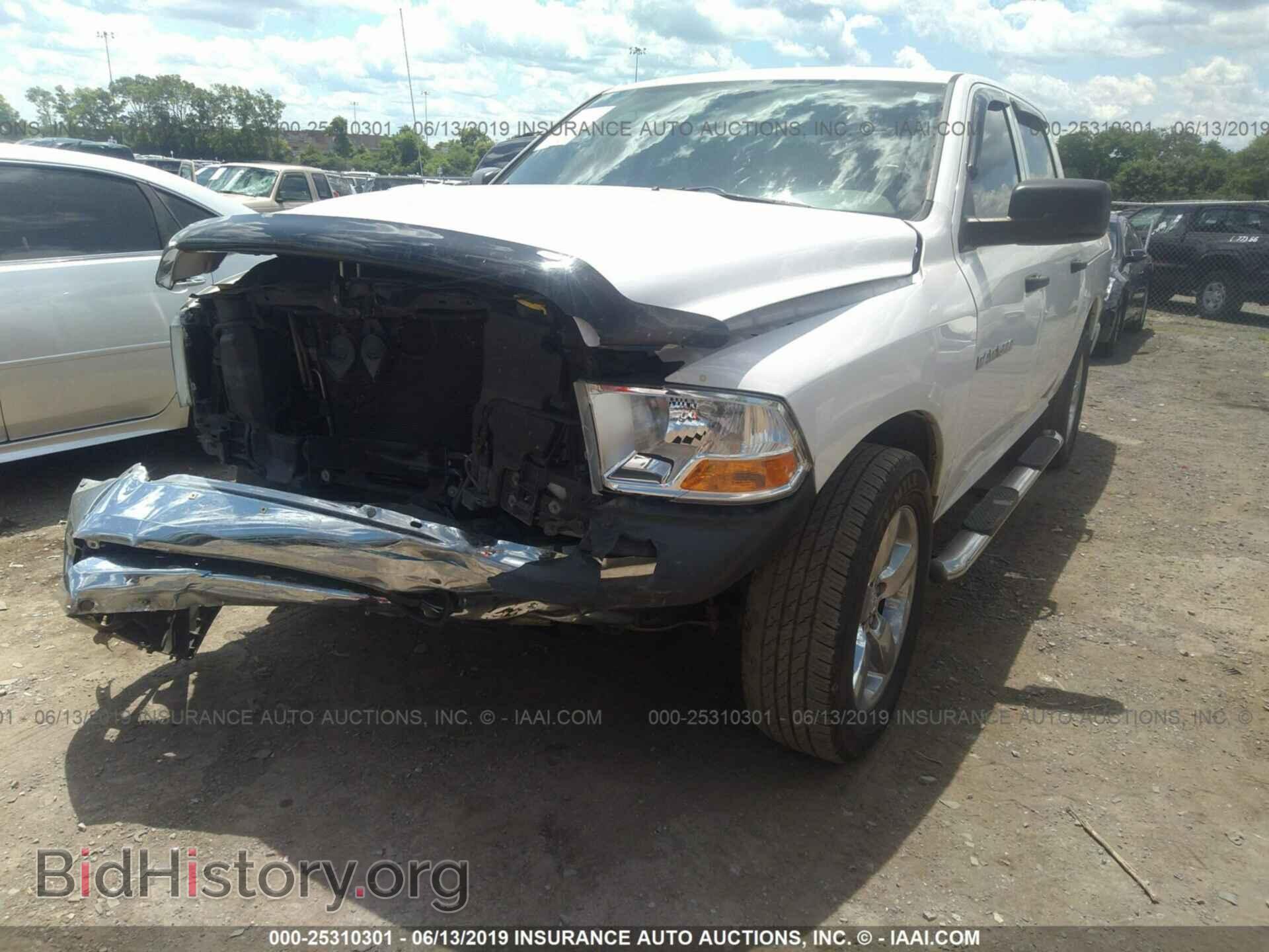 2012 DODGE RAM 1500 - VIN: 1C6RD7KPXCS247685 - Фото 2