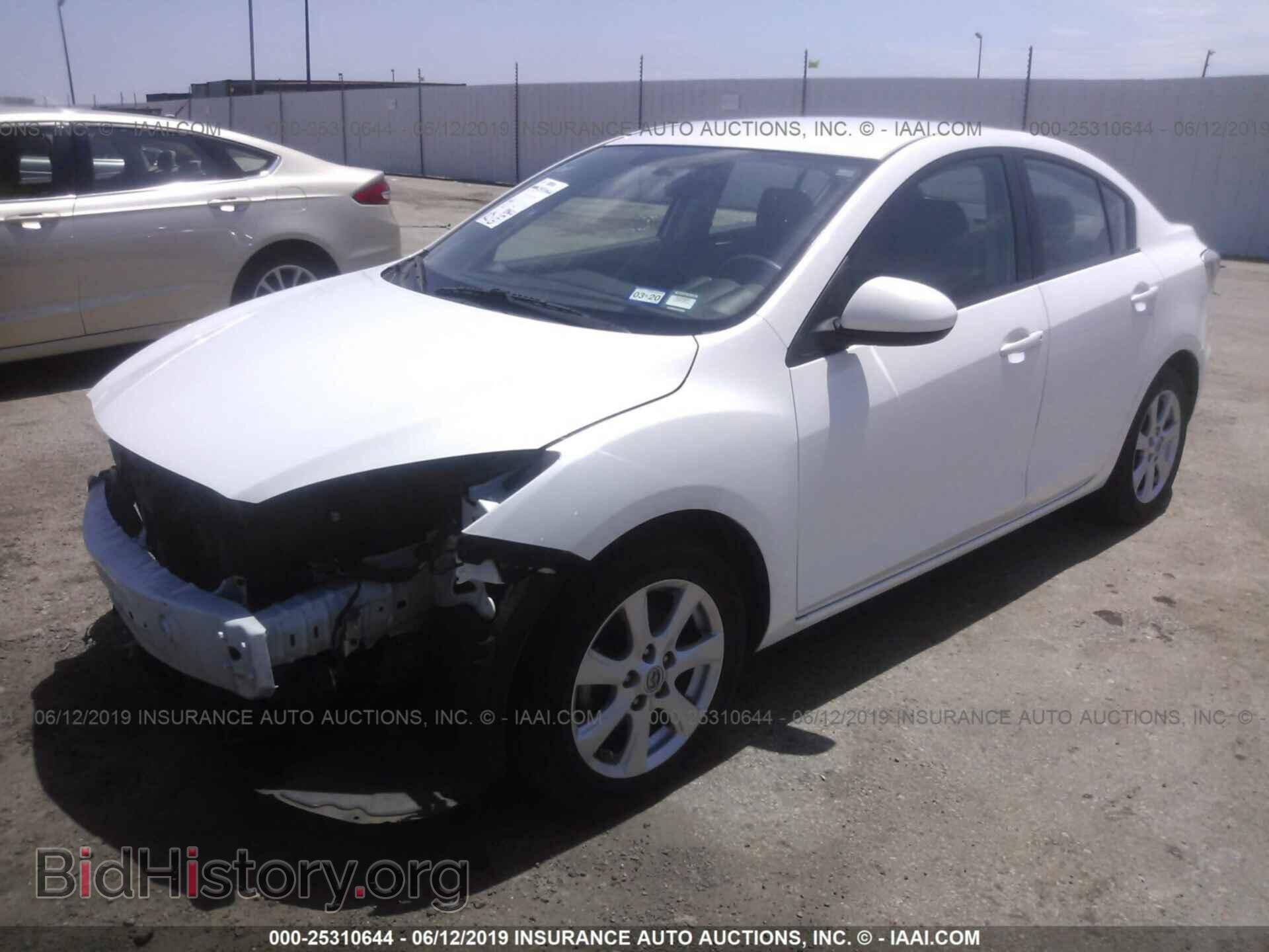 2011 MAZDA 3 - VIN: JM1BL1VG7B1431623 - Photo 2