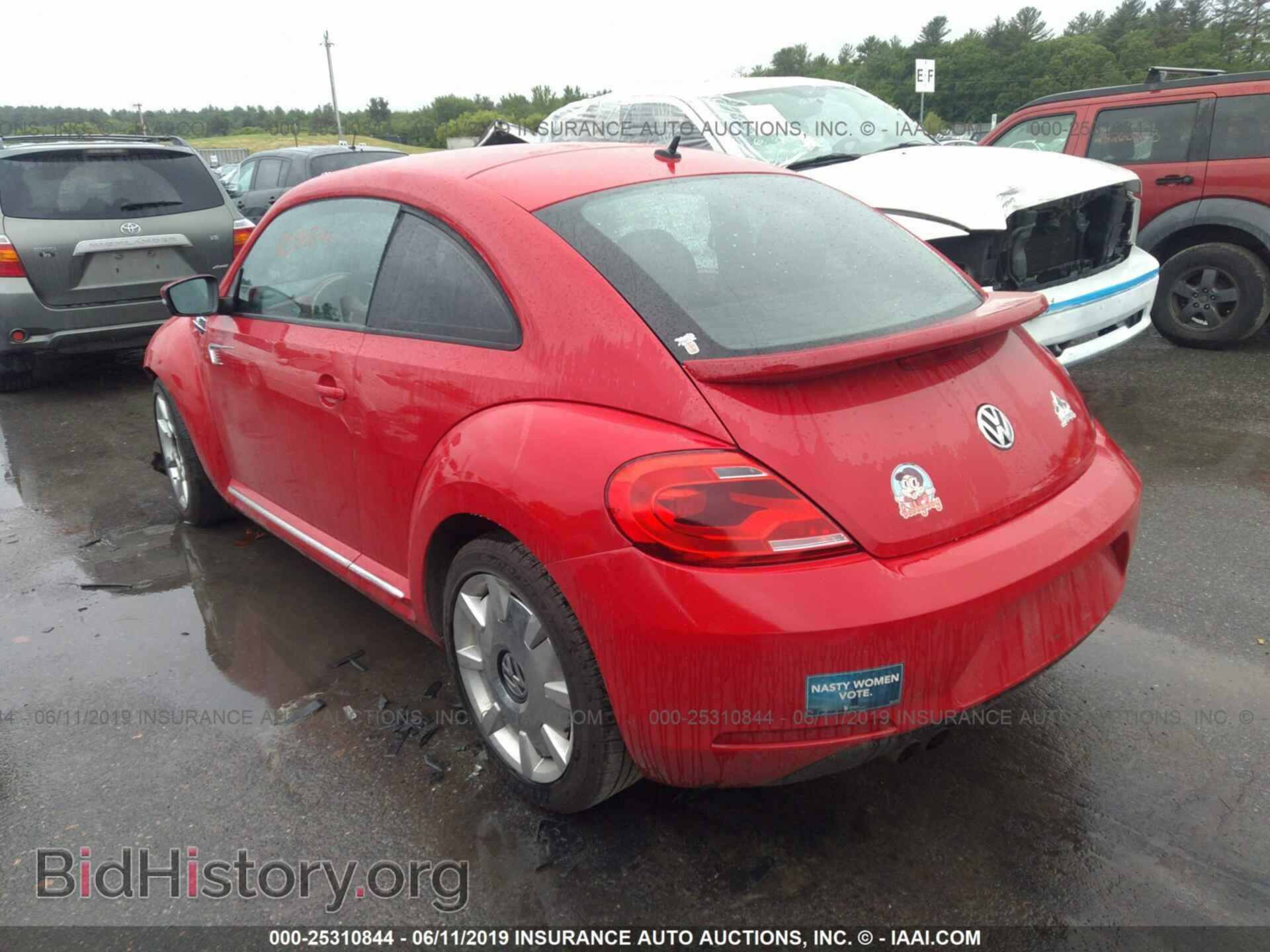 2012 VOLKSWAGEN BEETLE - VIN: 3VWJP7AT6CM633585 - Фото 3