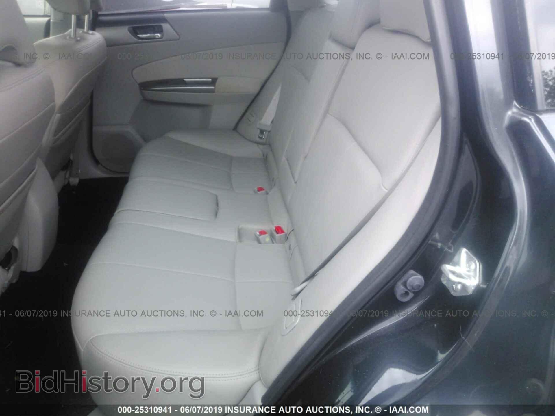 2011 SUBARU FORESTER - VIN: JF2SHAECXBH776779 - Фото 8