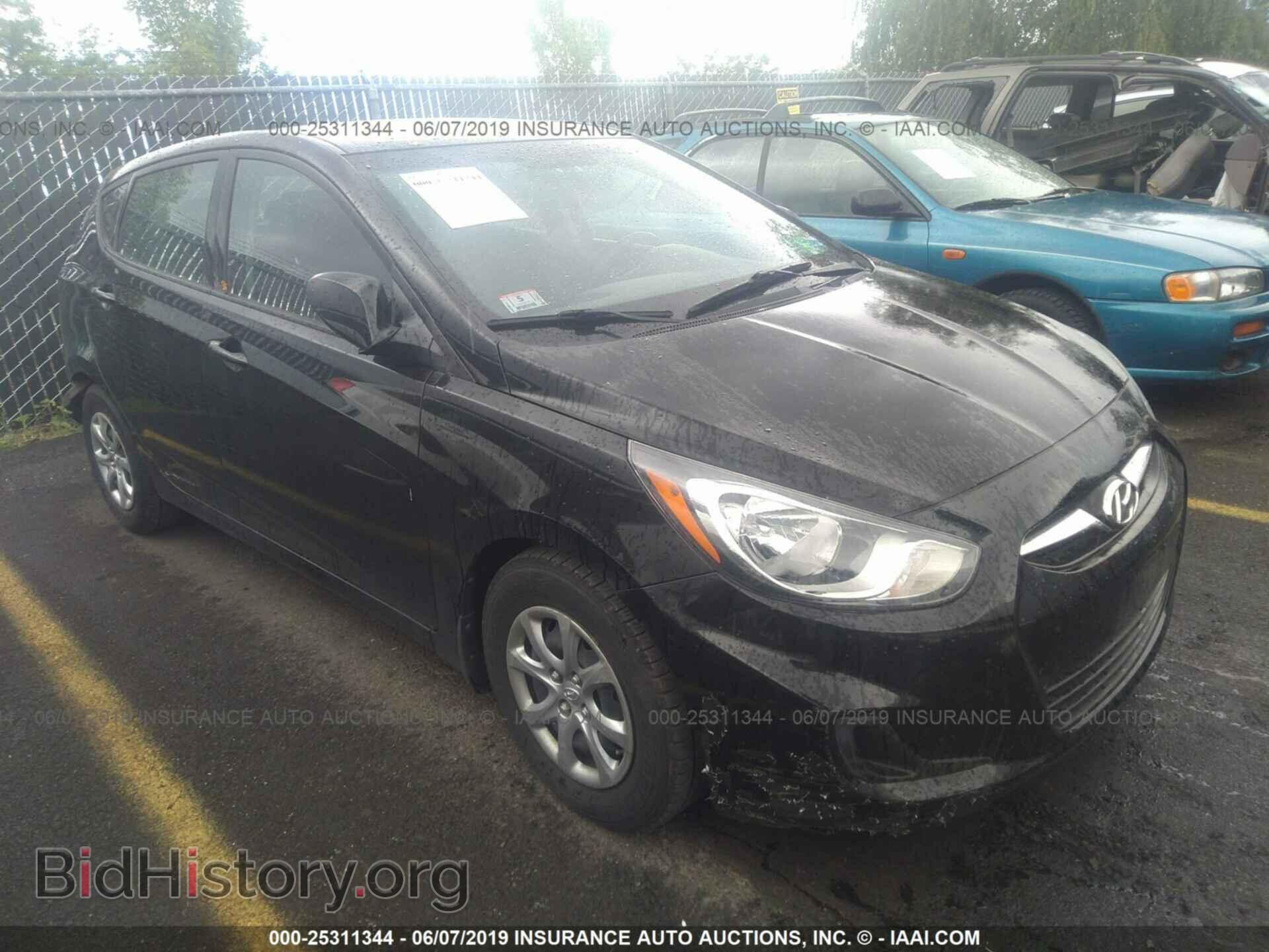 Фотография KMHCT5AE5DU135500 - HYUNDAI ACCENT 2013