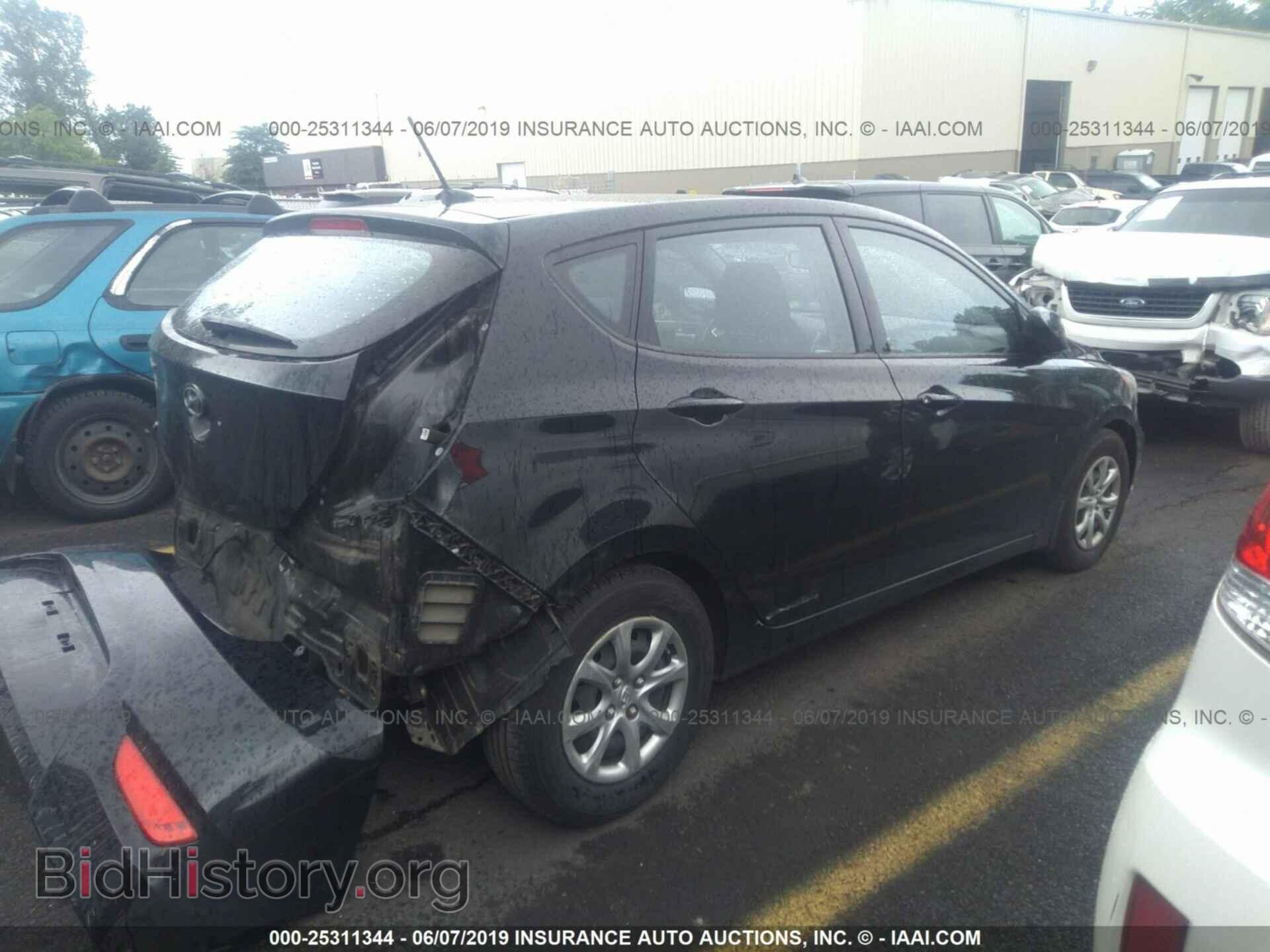 2013 HYUNDAI ACCENT - VIN: KMHCT5AE5DU135500 - Фото 4