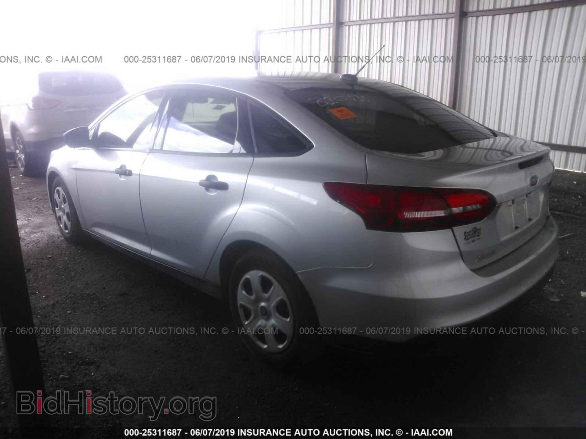 2018 FORD FOCUS - VIN: 1FADP3E27JL321743 - Фото 3