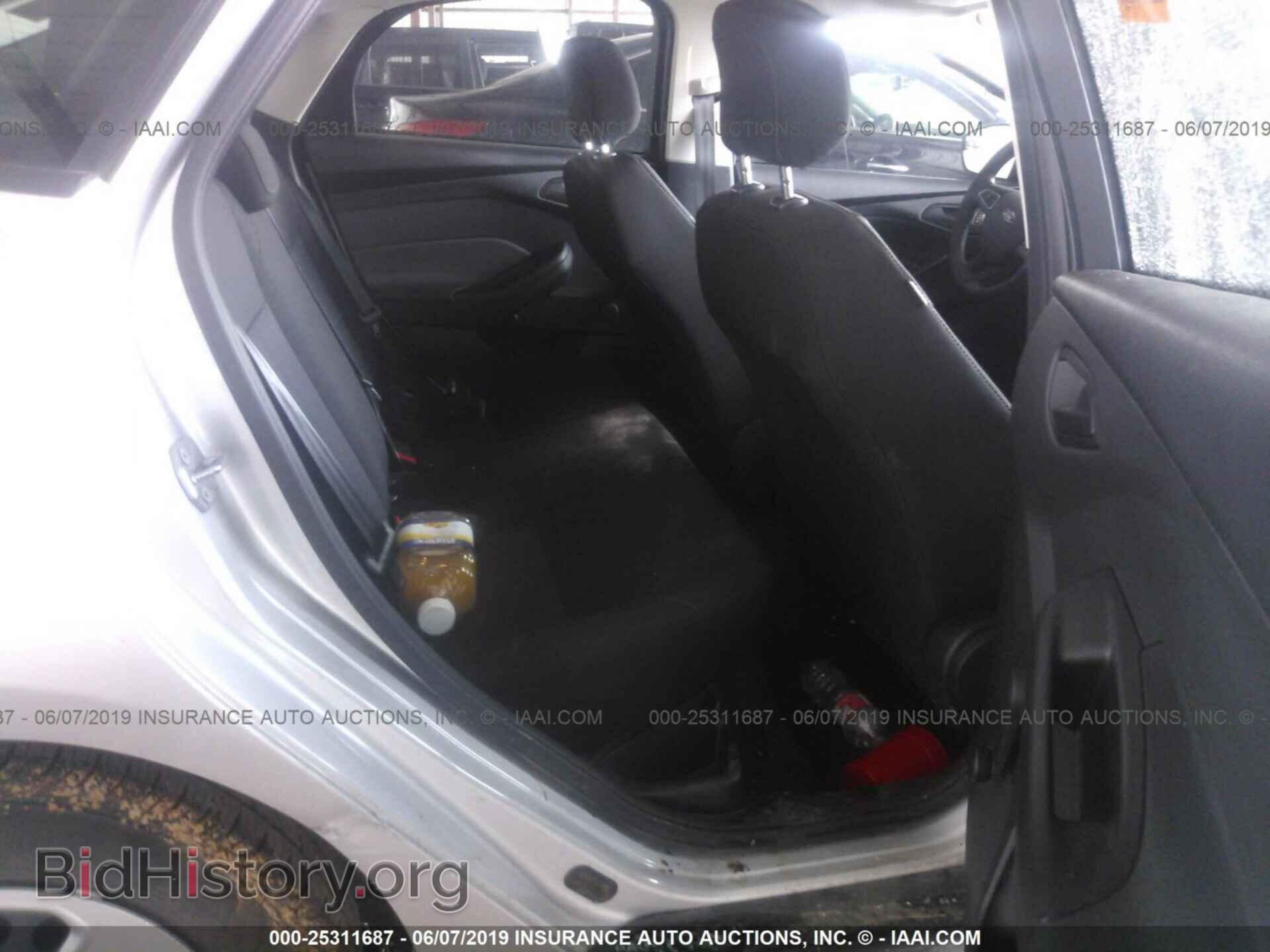 2018 FORD FOCUS - VIN: 1FADP3E27JL321743 - Фото 8