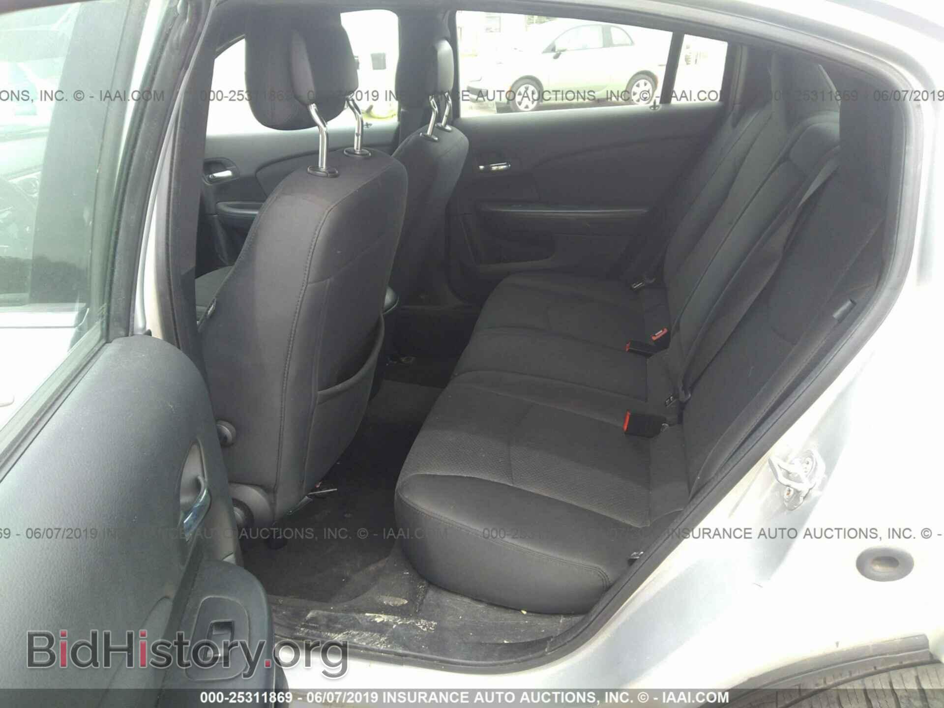2012 CHRYSLER 200 - VIN: 1C3CCBAB0CN101244 - Фото 8