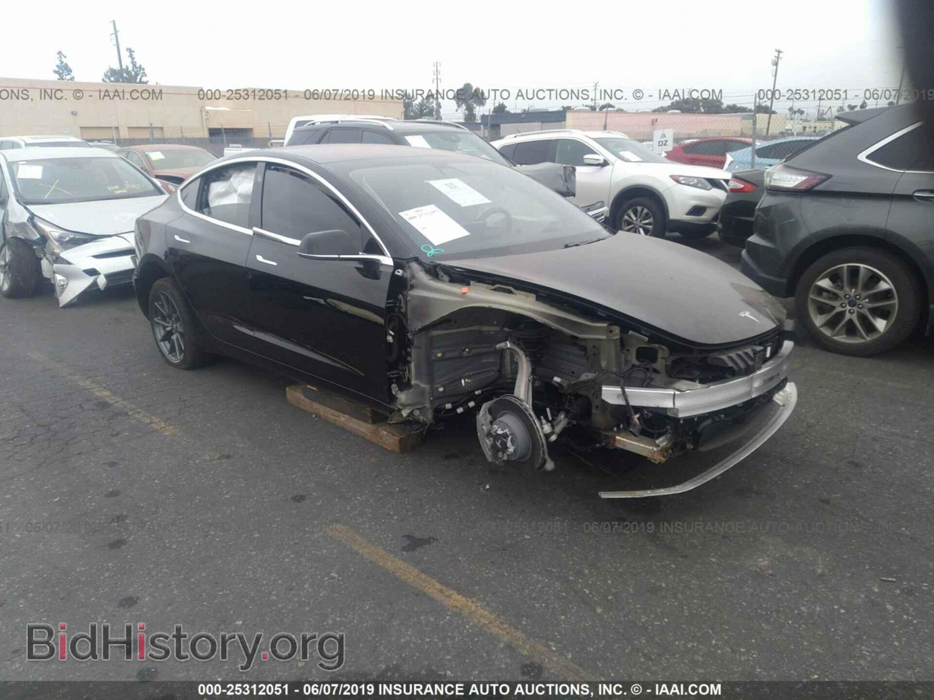 Фотография 5YJ3E1EA0JF152062 - TESLA MODEL 3 2018