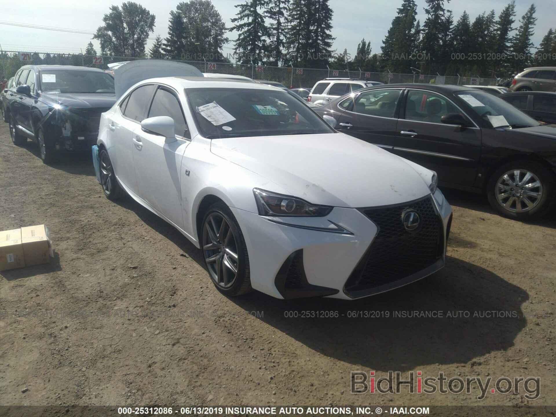 Photo JTHCE1D24H5014481 - LEXUS IS 2017