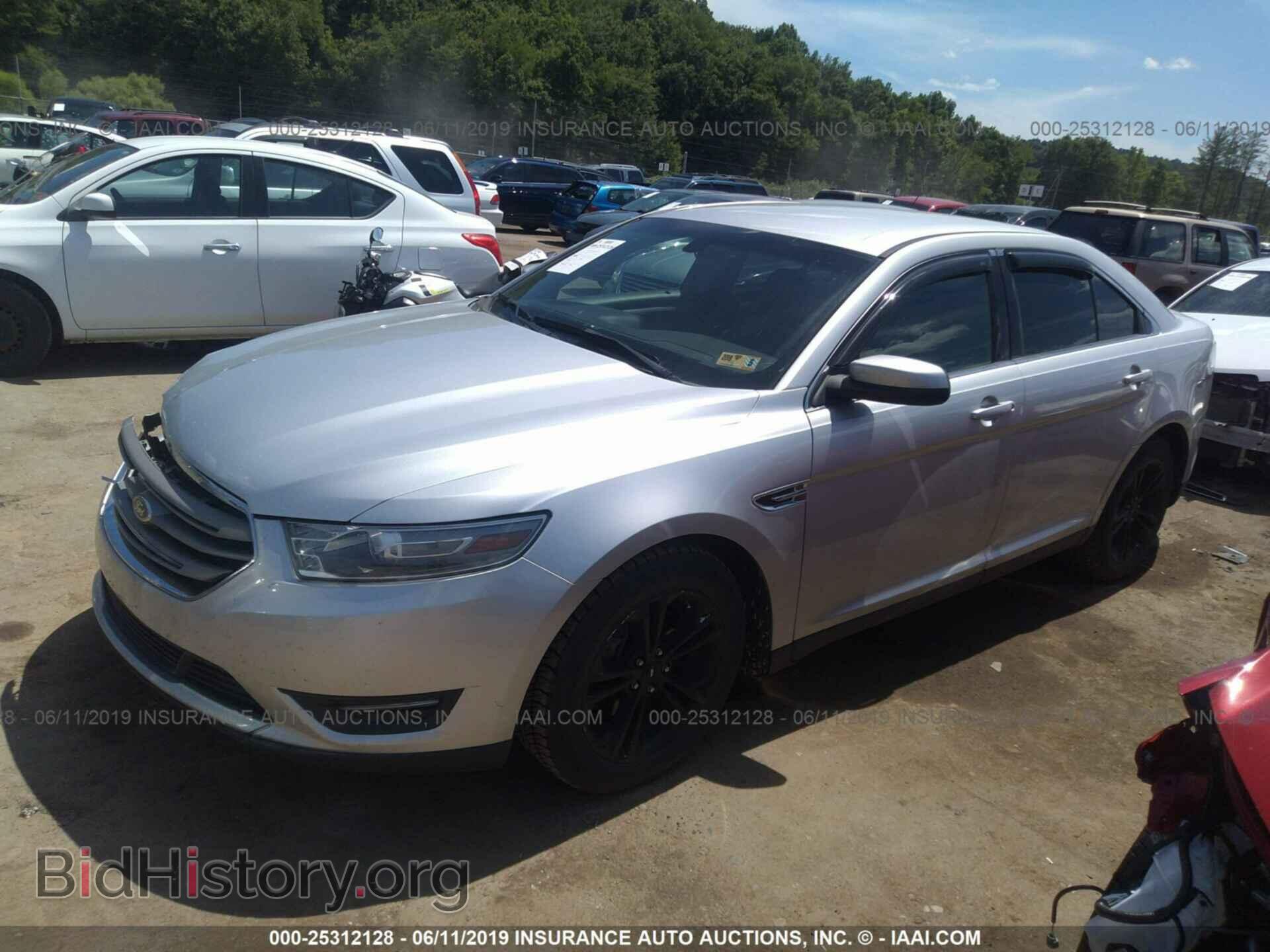 2013 FORD TAURUS - VIN: 1FAHP2H87DG182092 - Фото 2