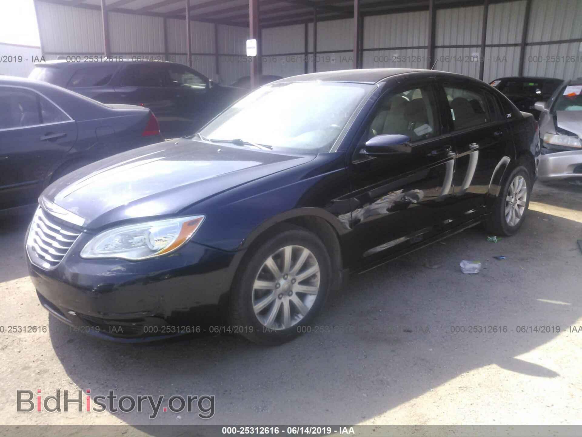 2012 CHRYSLER 200 - VIN: 1C3CCBBB4CN302871 - Фото 2