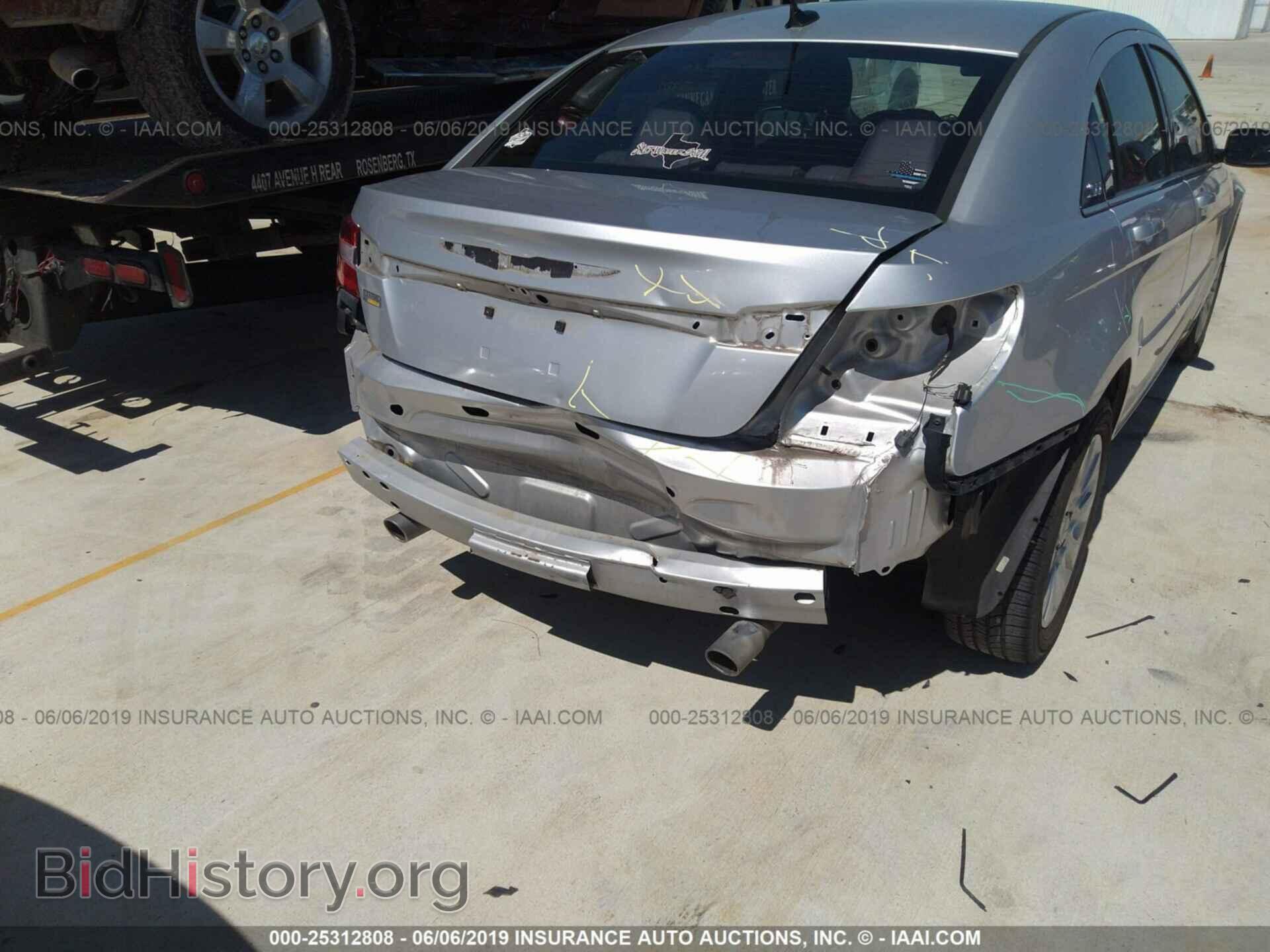2012 CHRYSLER 200 - VIN: 1C3CCBAG1CN316658 - Фото 6