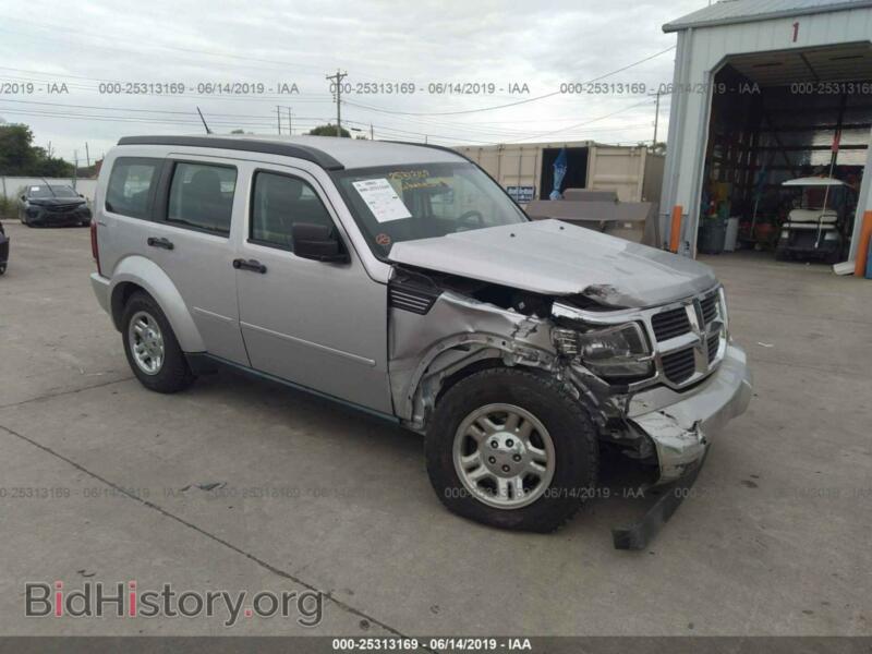 2011 Dodge NITRO SE (VIN 1D4PU2GK8BW586861) — photo 1 of 10, IAAI, damage: right side
