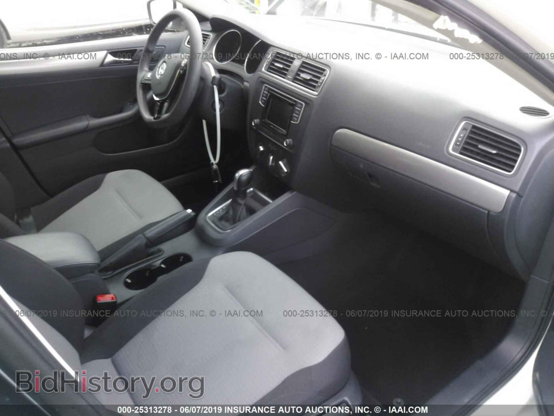 2017 VOLKSWAGEN JETTA - VIN: 3VW2B7AJ9HM222206 - Фото 5