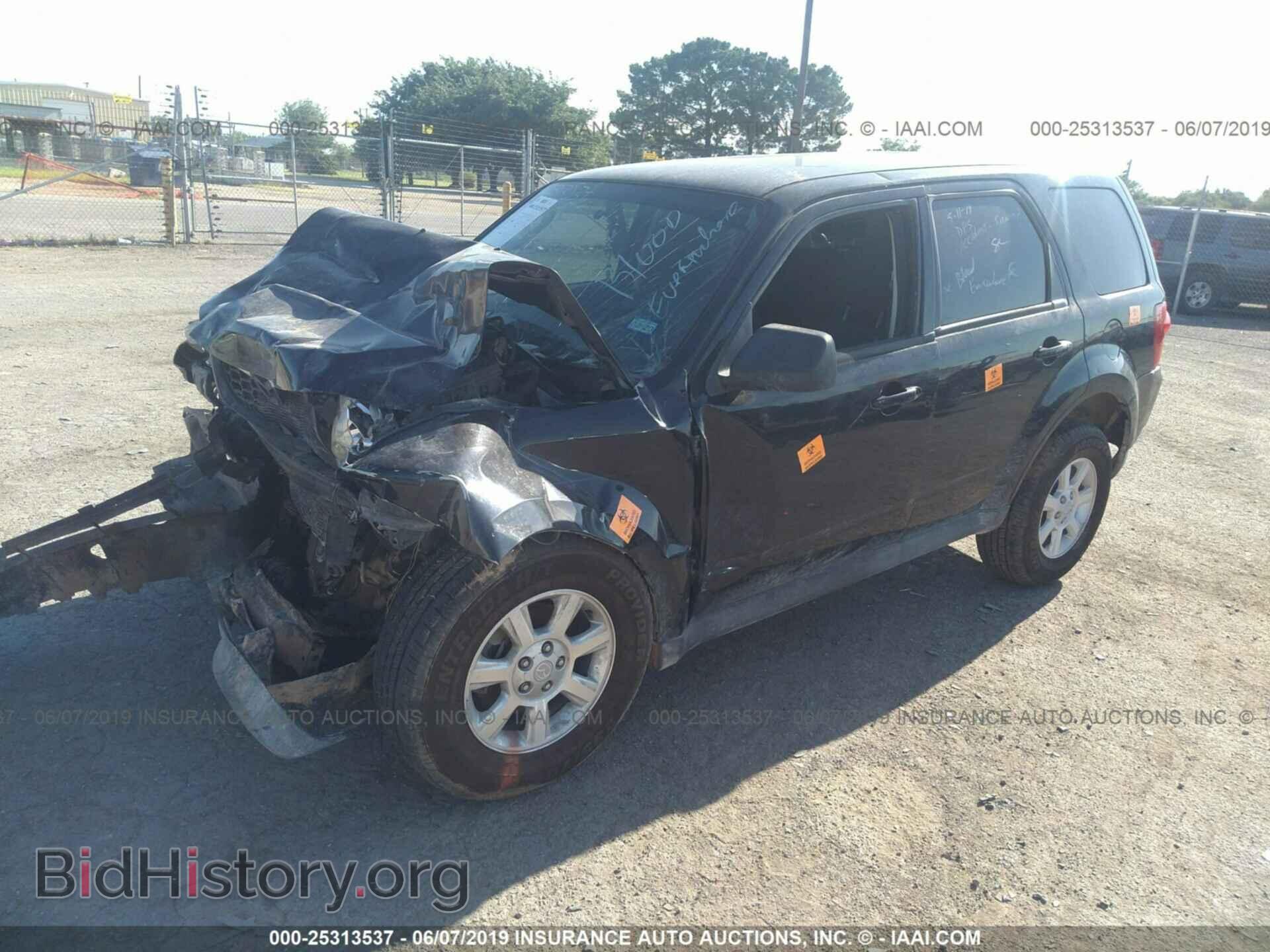 2011 MAZDA TRIBUTE - VIN: 4F2CY0C70BKM03711 - Фото 2