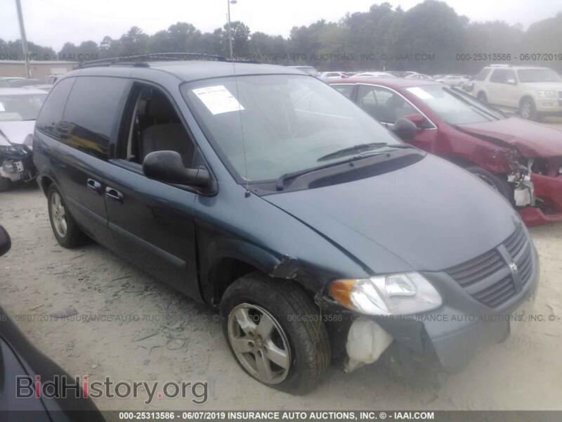 2007 Dodge CARAVAN SXT (VIN 1D4GP45R47B226164) — фото 1 из 10, IAAI, повреждение: правая передняя часть