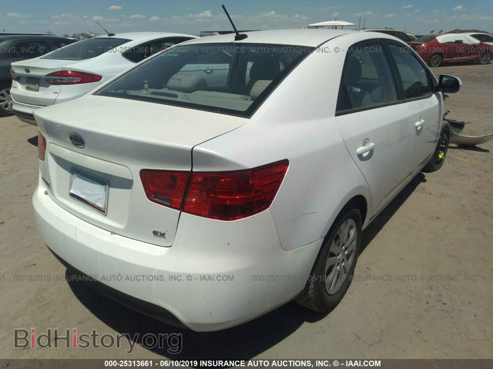 2013 KIA FORTE - VIN: KNAFU4A2XD5740778 - Фото 4
