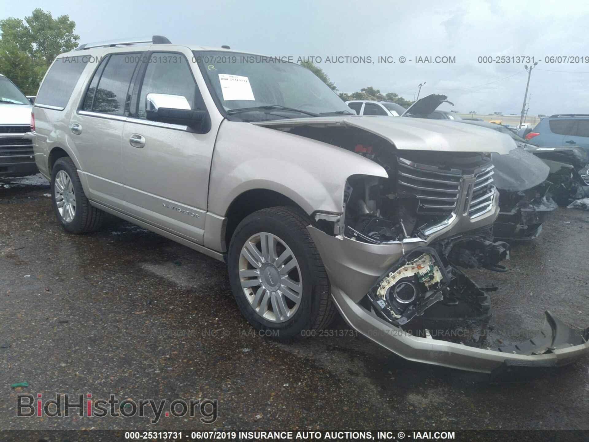 Фотография 5LMJJ2HT8HEL07127 - LINCOLN NAVIGATOR 2017