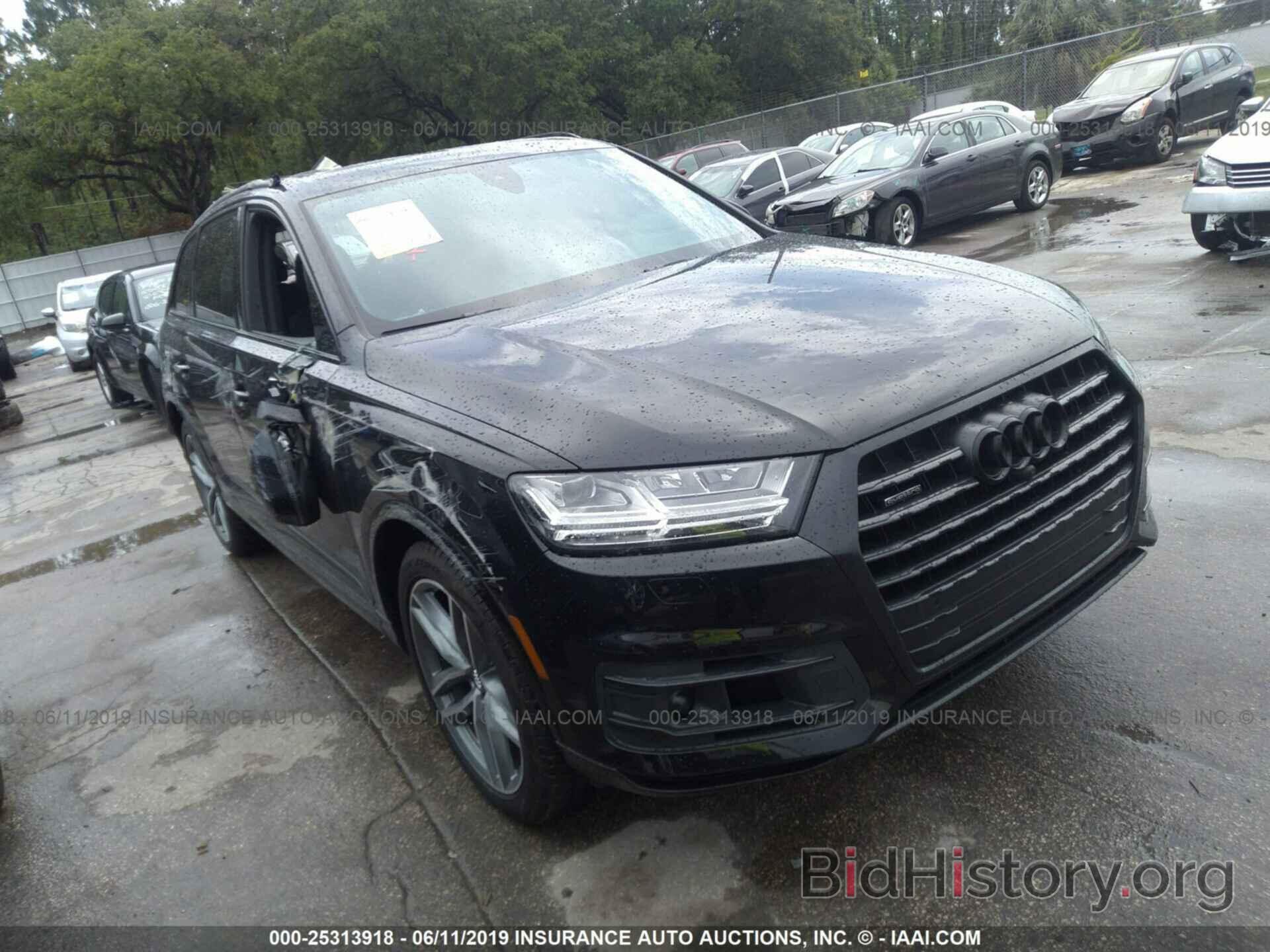 Photo WA1VAAF75JD050197 - AUDI Q7 2018