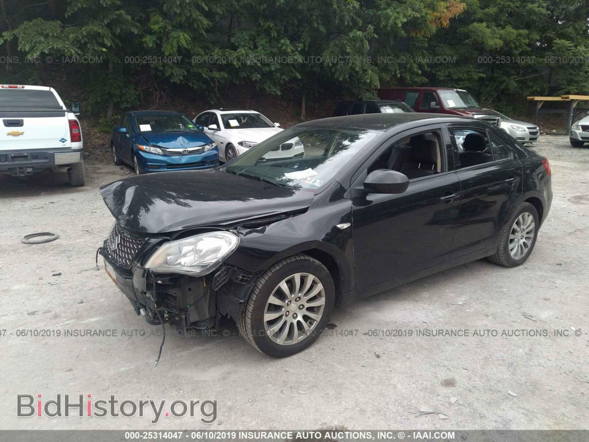 2010 SUZUKI KIZASHI - VIN: JS2RE9A36A6100341 - Photo 2