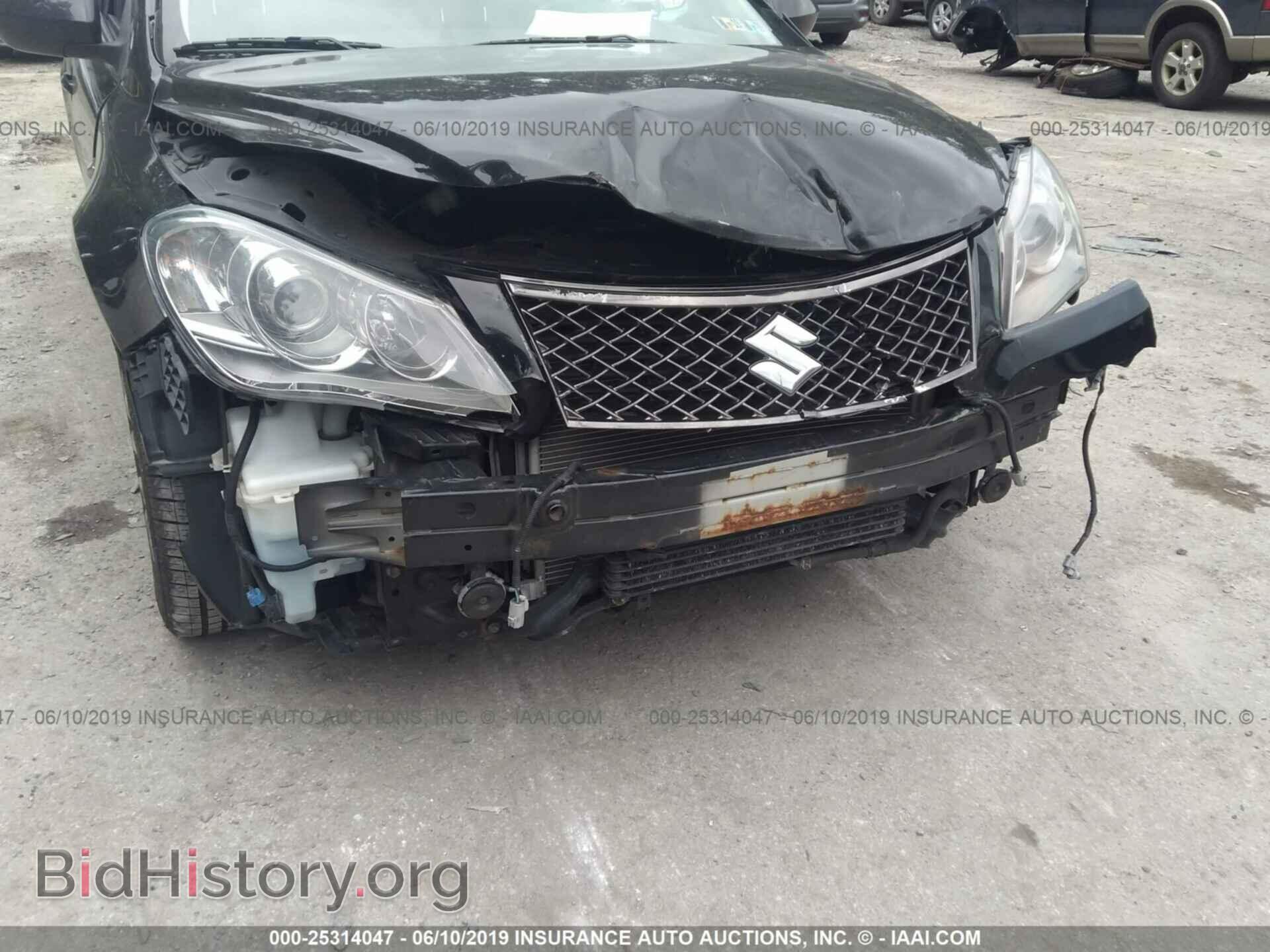 2010 SUZUKI KIZASHI - VIN: JS2RE9A36A6100341 - Photo 6