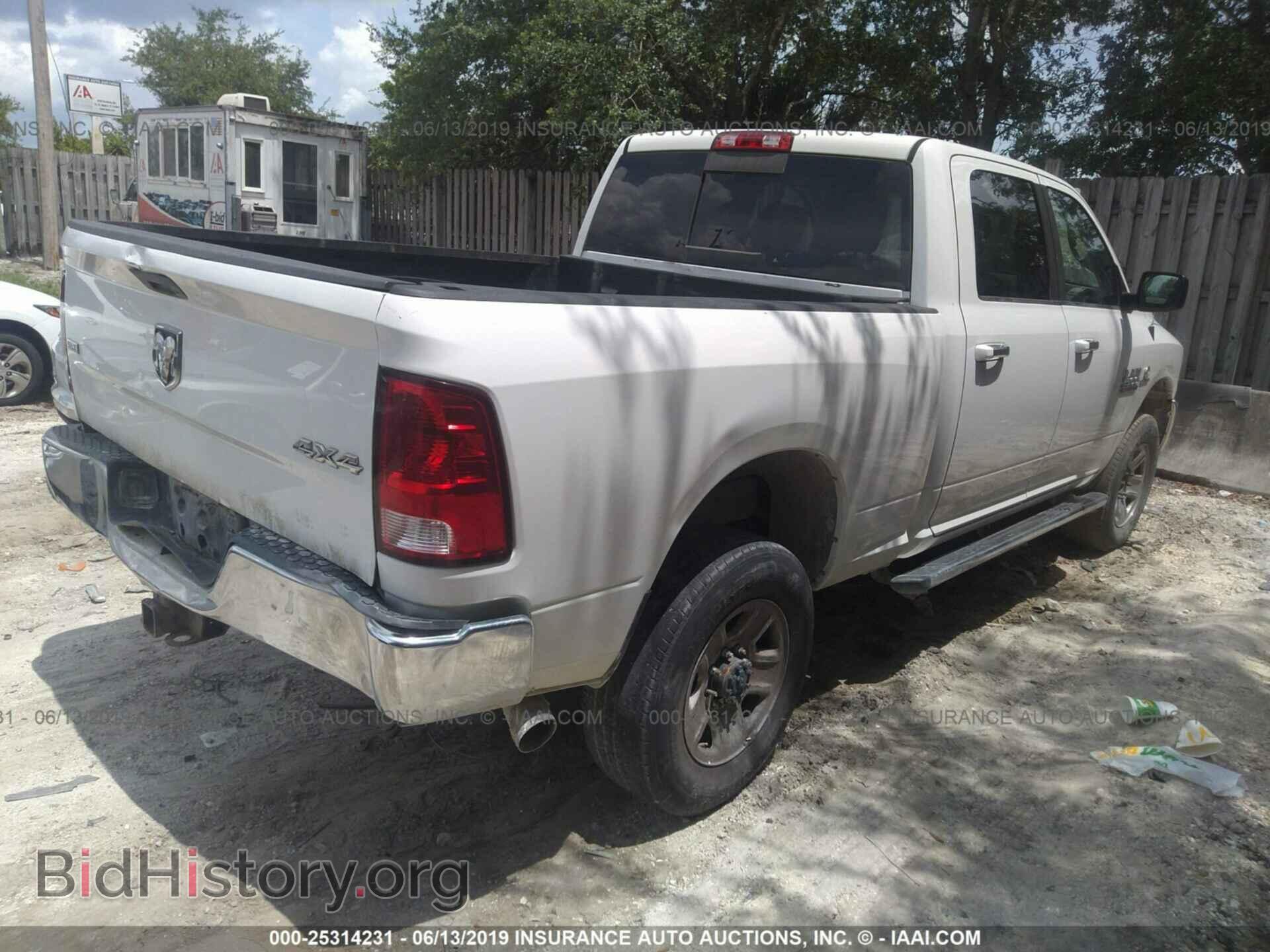 2016 RAM 2500 - VIN: 3C6UR5DL4GG150523 - Фото 4