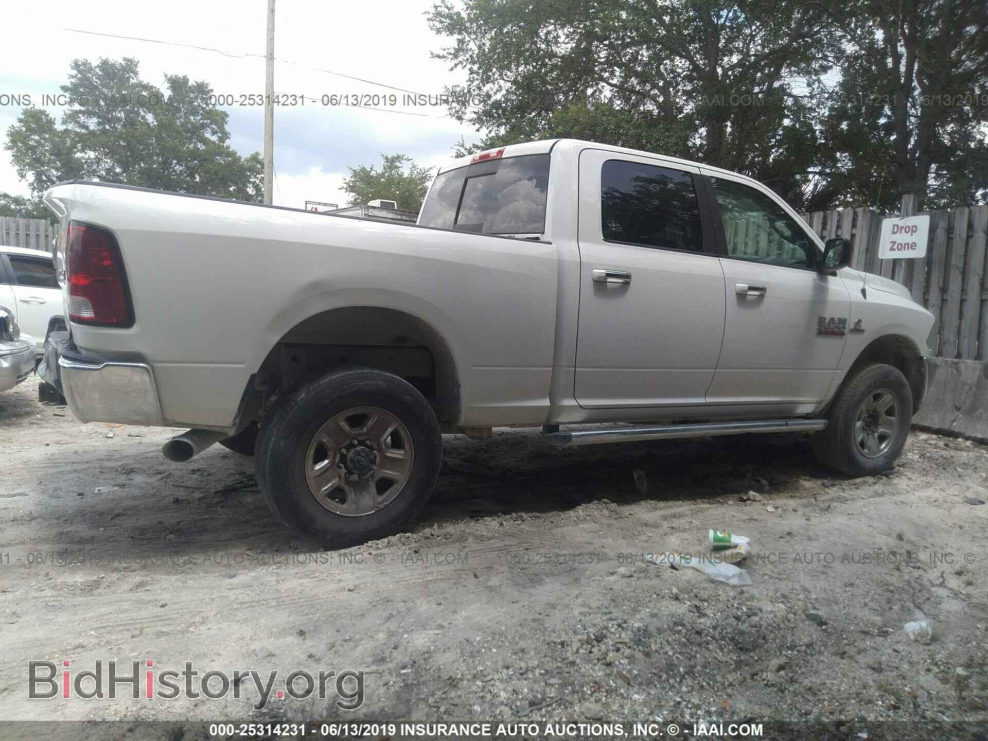 2016 RAM 2500 - VIN: 3C6UR5DL4GG150523 - Фото 6
