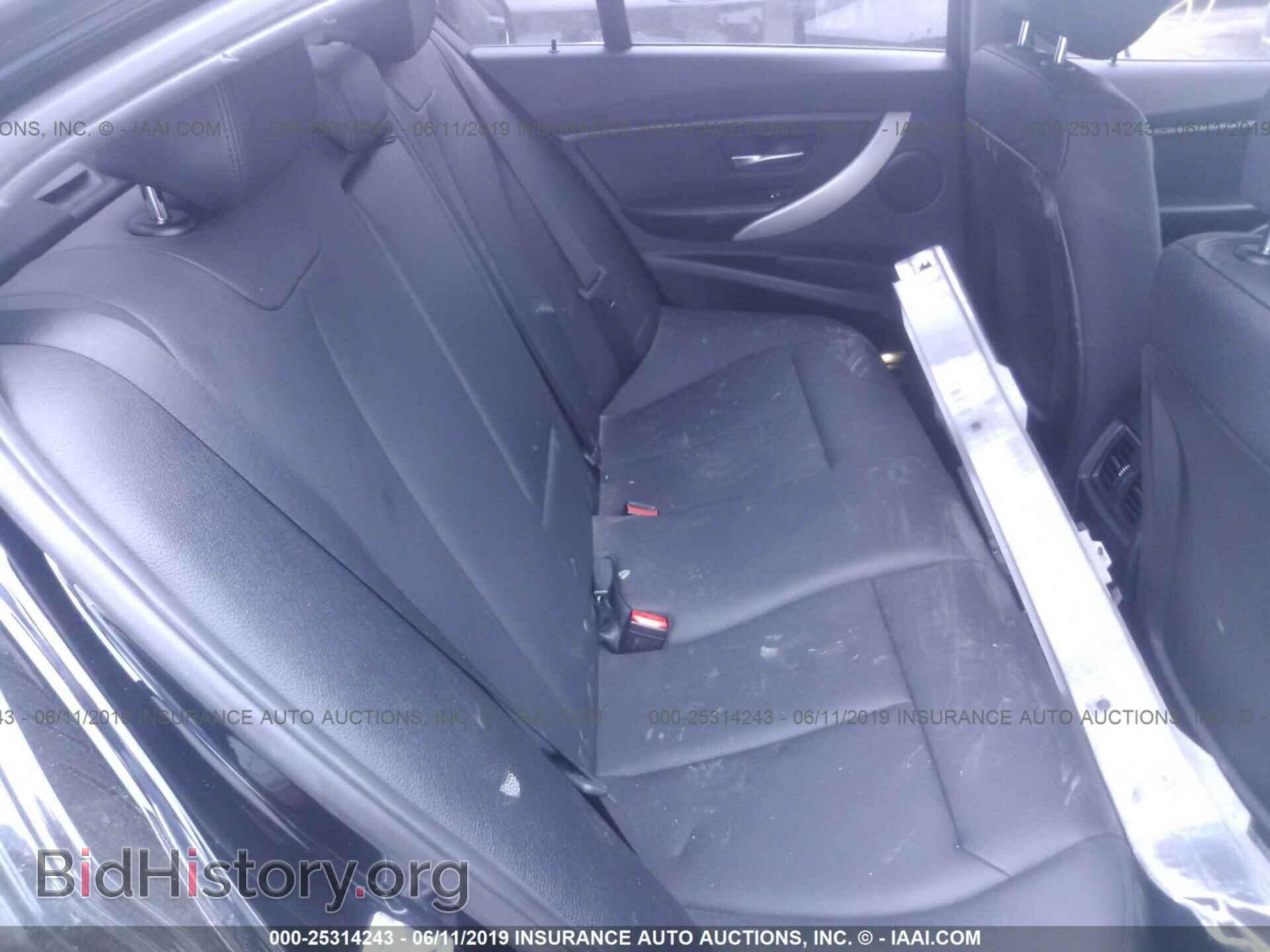 2016 BMW 320 - VIN: WBA8A9C56GK618558 - Photo 8