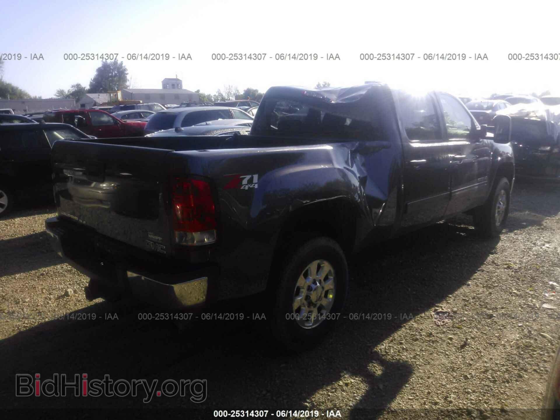 2011 GMC SIERRA - VIN: 1GT120CG4BF101503 - Фото 4