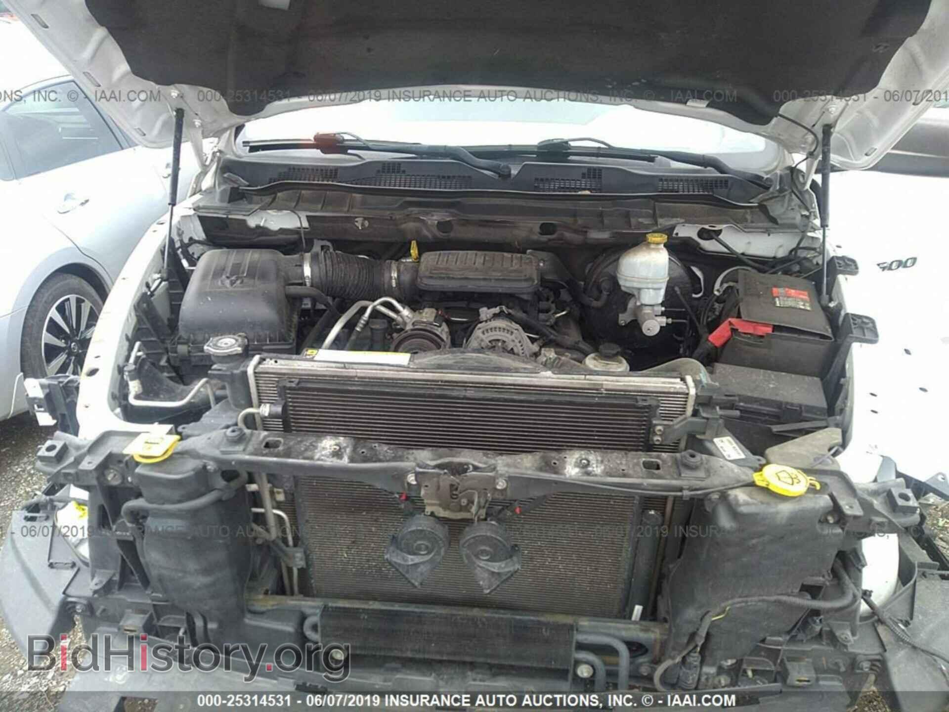 2011 DODGE RAM 1500 - VIN: 1D7RB1GK8BS573496 - Фото 10
