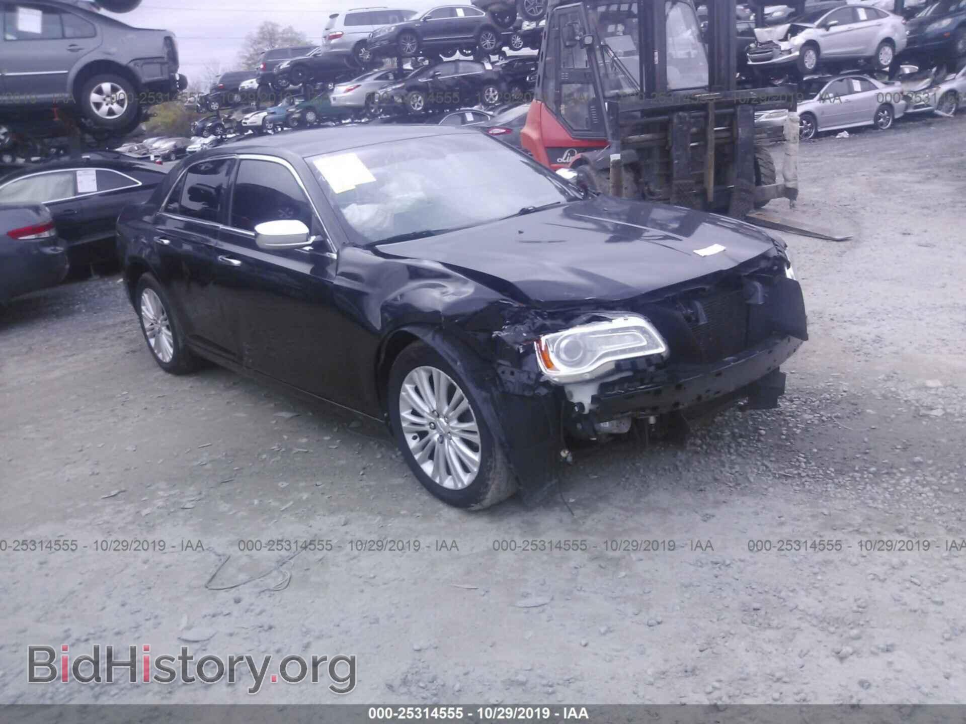 Фотография 2C3CCAKT5CH193252 - CHRYSLER 300C 2012