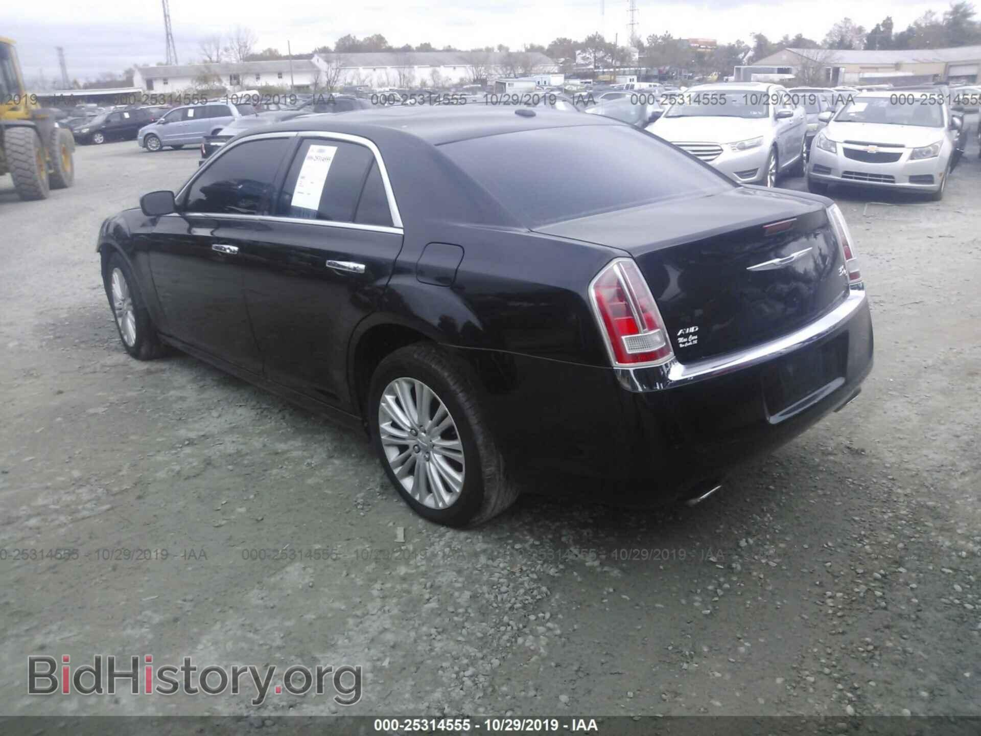 2012 CHRYSLER 300C - VIN: 2C3CCAKT5CH193252 - Фото 3