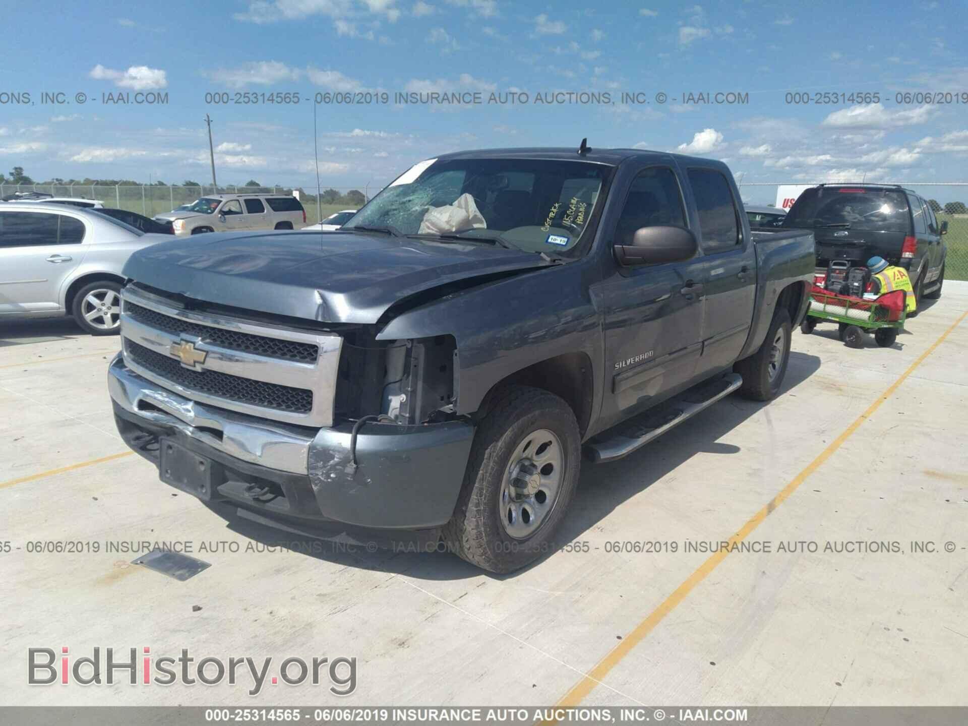 2011 CHEVROLET SILVERADO - VIN: 3GCPCREA5BG300465 - Фото 2