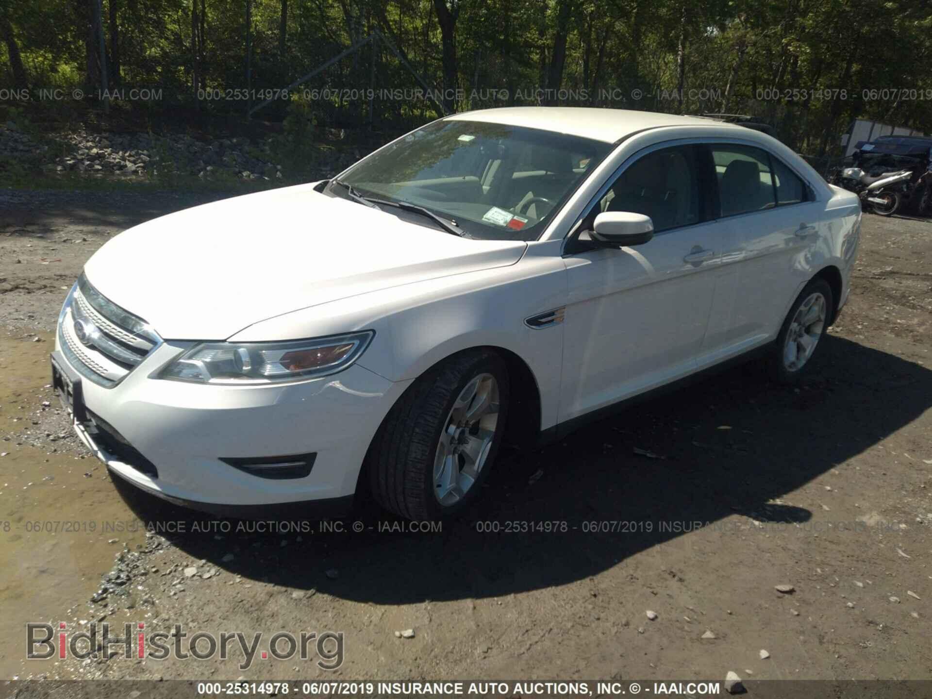 2011 FORD TAURUS - VIN: 1FAHP2EW2BG173672 - Фото 2