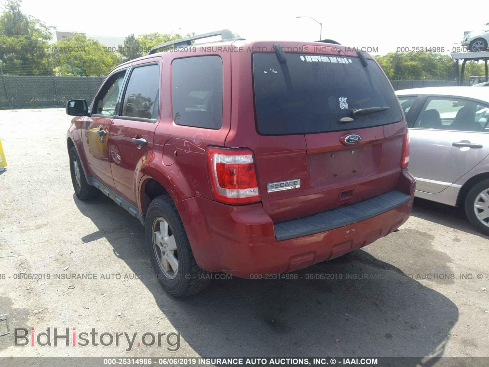 2011 FORD ESCAPE - VIN: 1FMCU0D76BKB91290 - Photo 3
