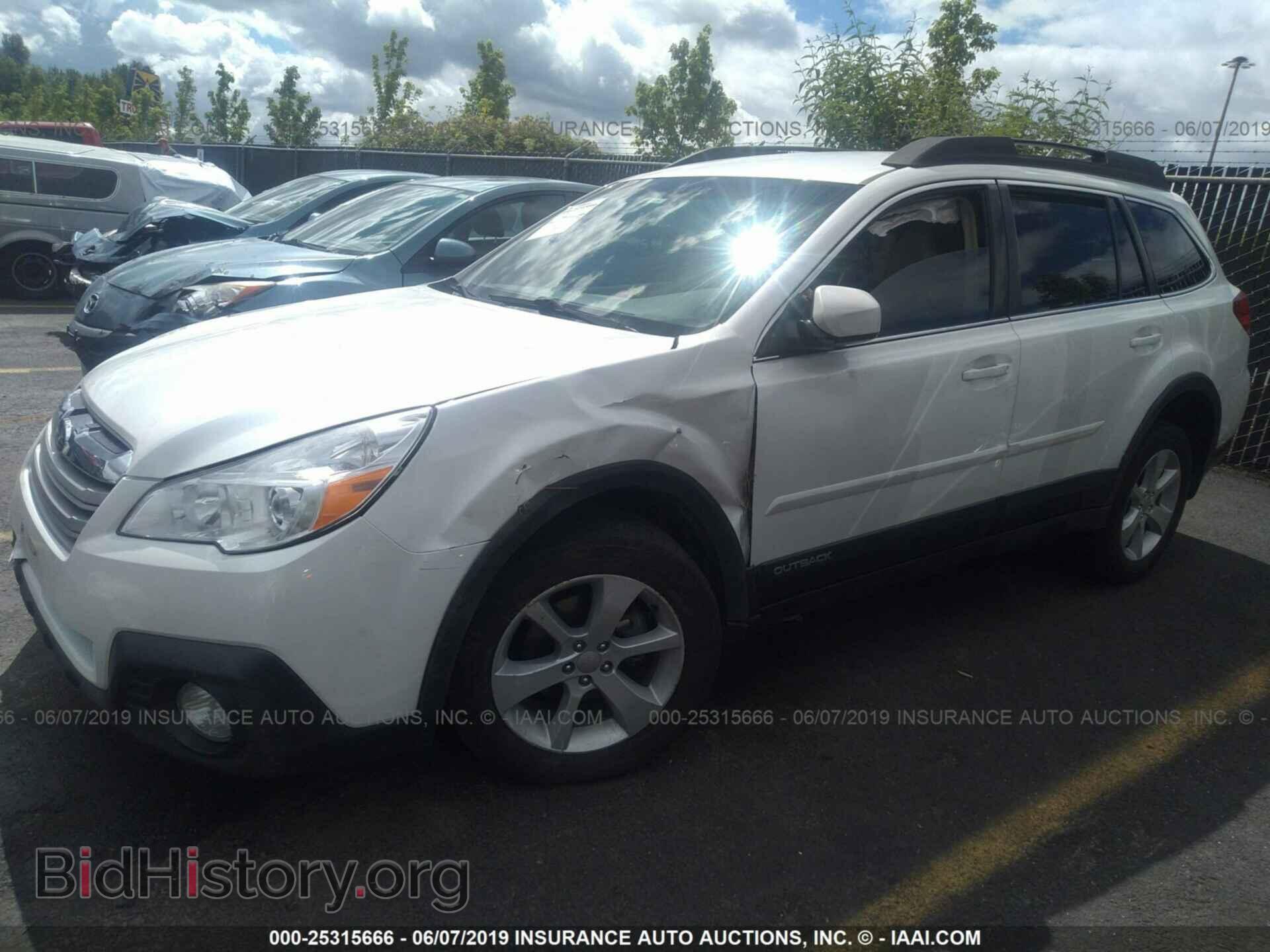 2014 SUBARU OUTBACK - VIN: 4S4BRBCC6E3281562 - Фото 2