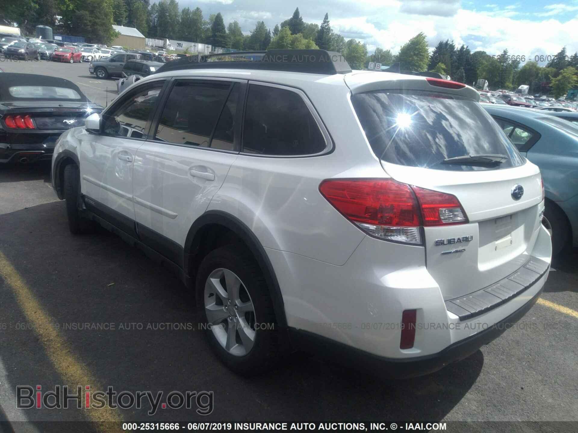 2014 SUBARU OUTBACK - VIN: 4S4BRBCC6E3281562 - Фото 3