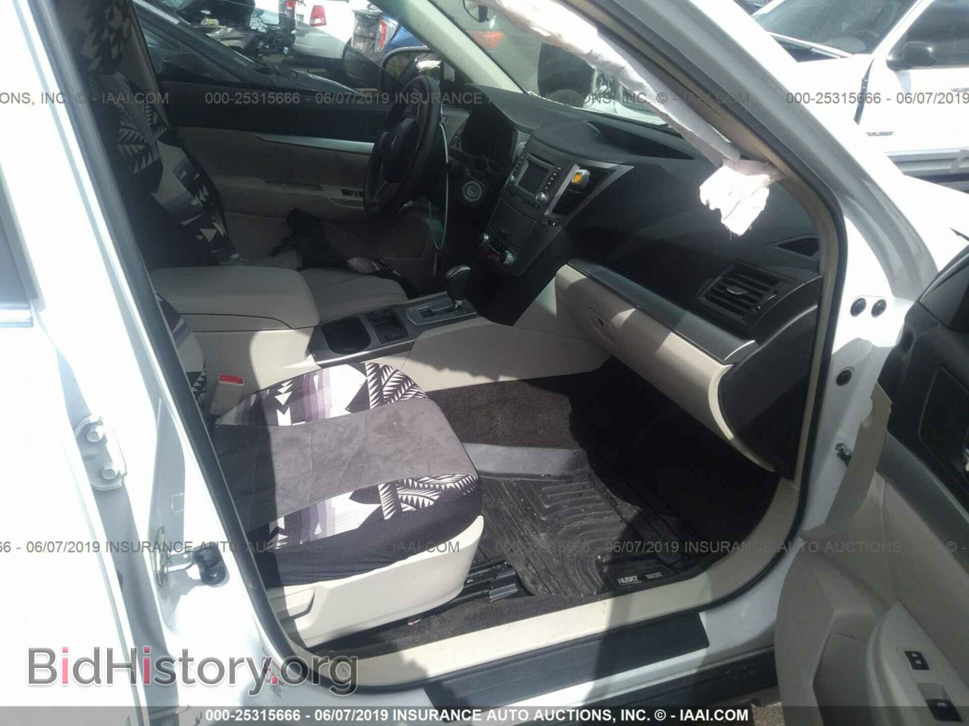 2014 SUBARU OUTBACK - VIN: 4S4BRBCC6E3281562 - Фото 5