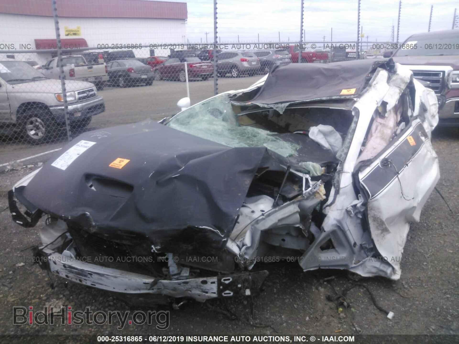 2018 DODGE CHALLENGER - VIN: 2C3CDZBT6JH217101 - Photo 2