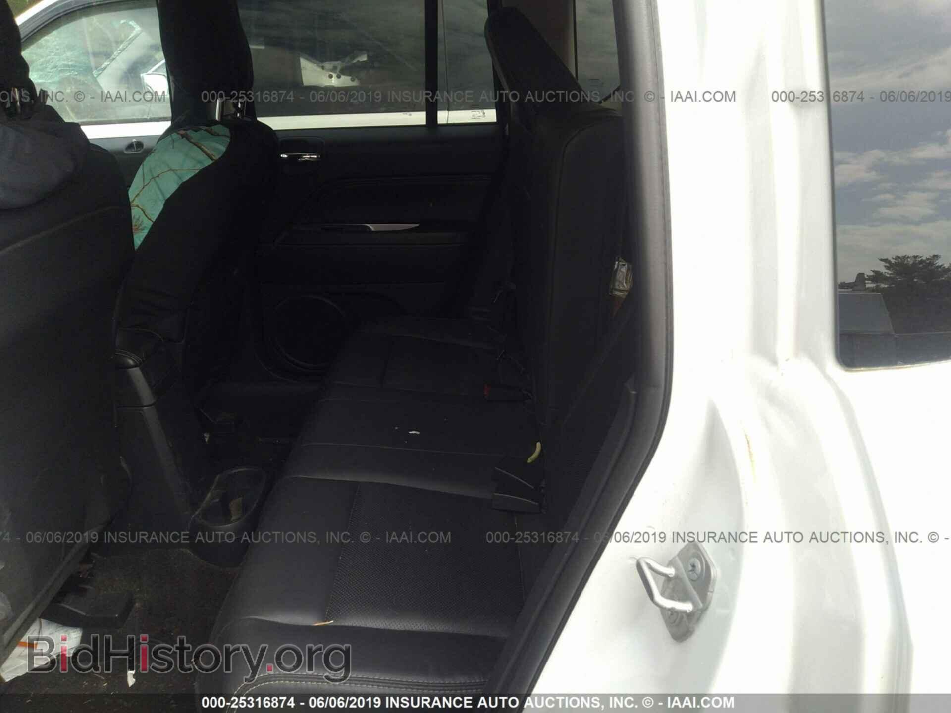 2014 JEEP COMPASS - VIN: 1C4NJDCB4ED708341 - Фото 8