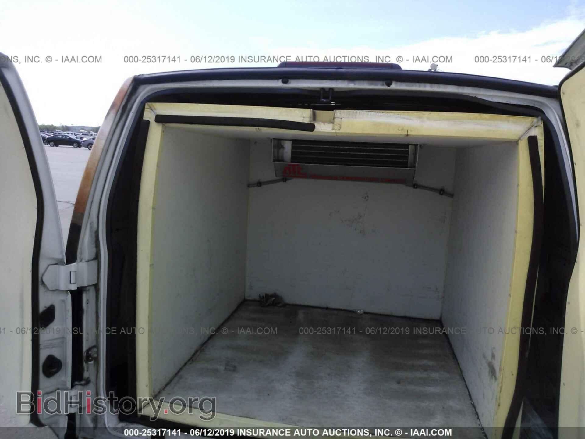 2003 CHEVROLET ASTRO - VIN: 1GCDM19X53B120073 - Фото 8