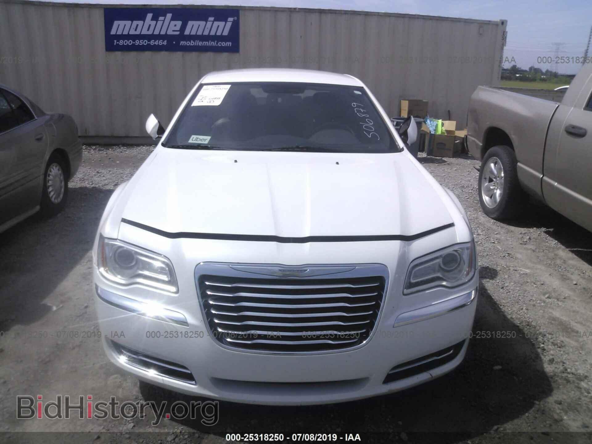 2013 CHRYSLER 300 - VIN: 2C3CCAAG8DH506879 - Фото 6