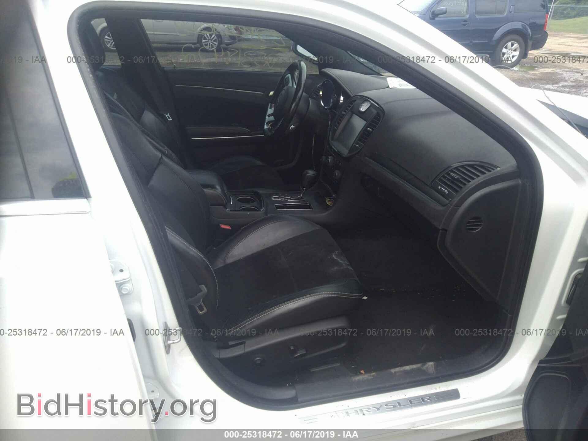 2012 CHRYSLER 300 - VIN: 2C3CCAFJ8CH800897 - Фото 5