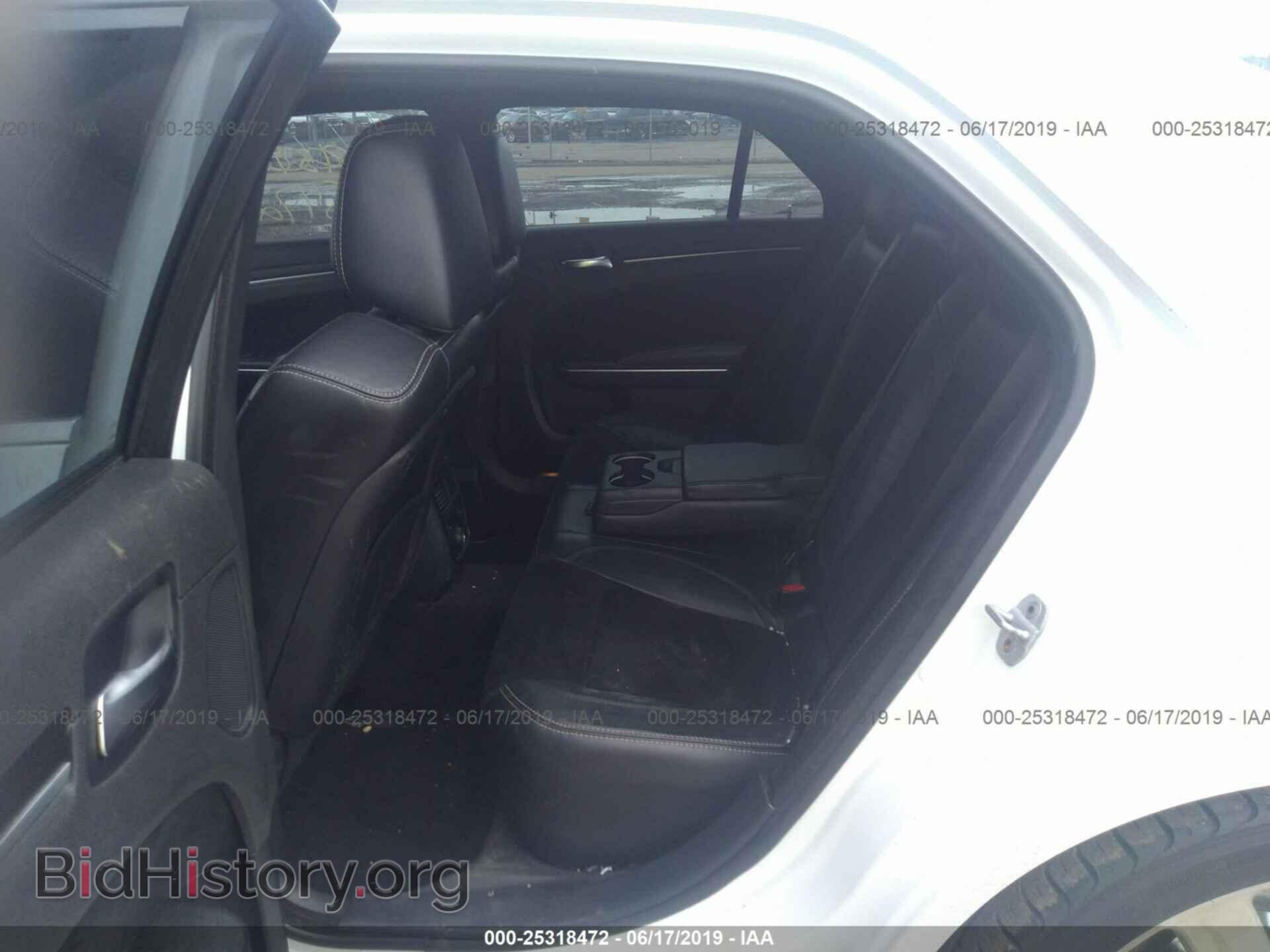 2012 CHRYSLER 300 - VIN: 2C3CCAFJ8CH800897 - Фото 8